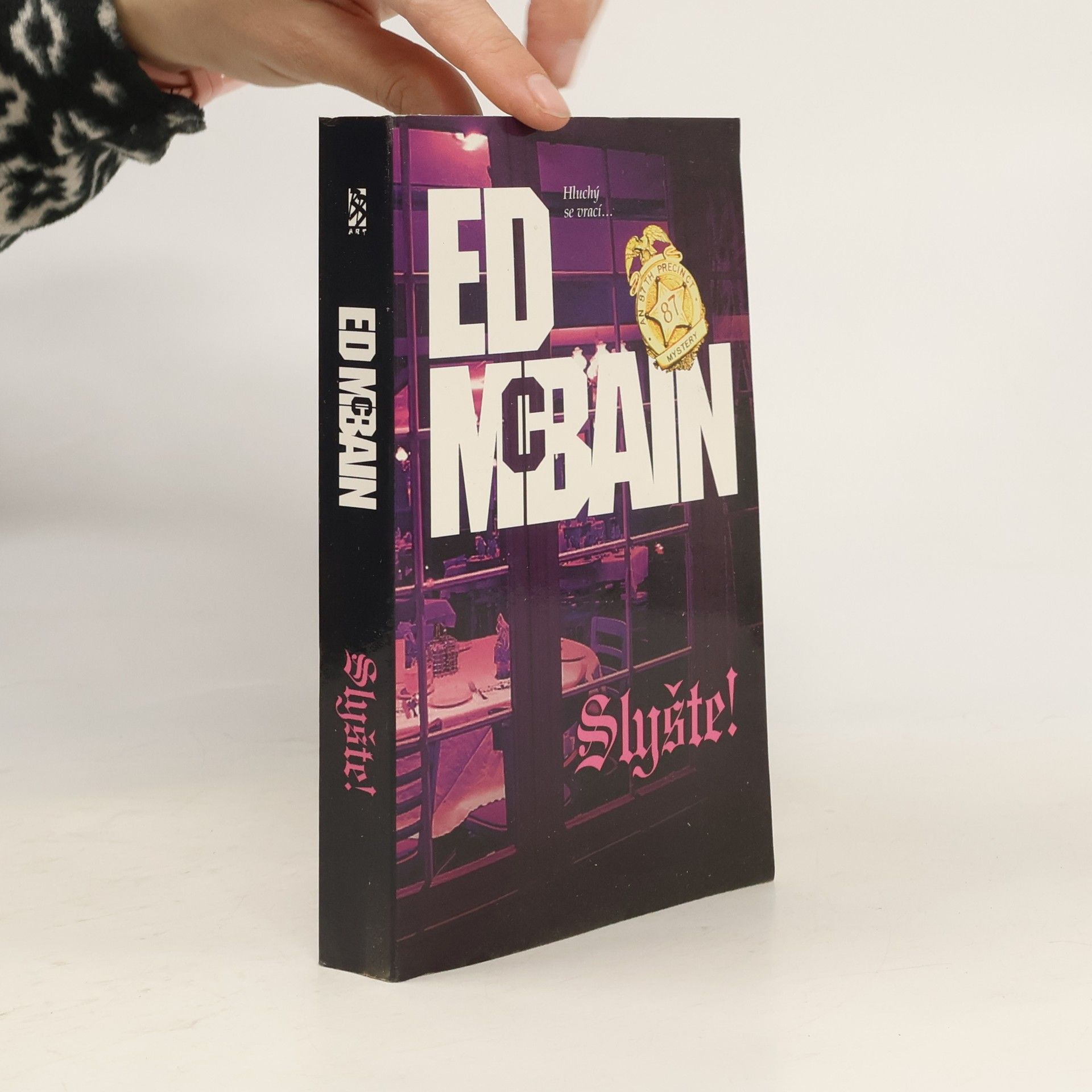 Ed McBain Slyšte! : román z 87. revíru