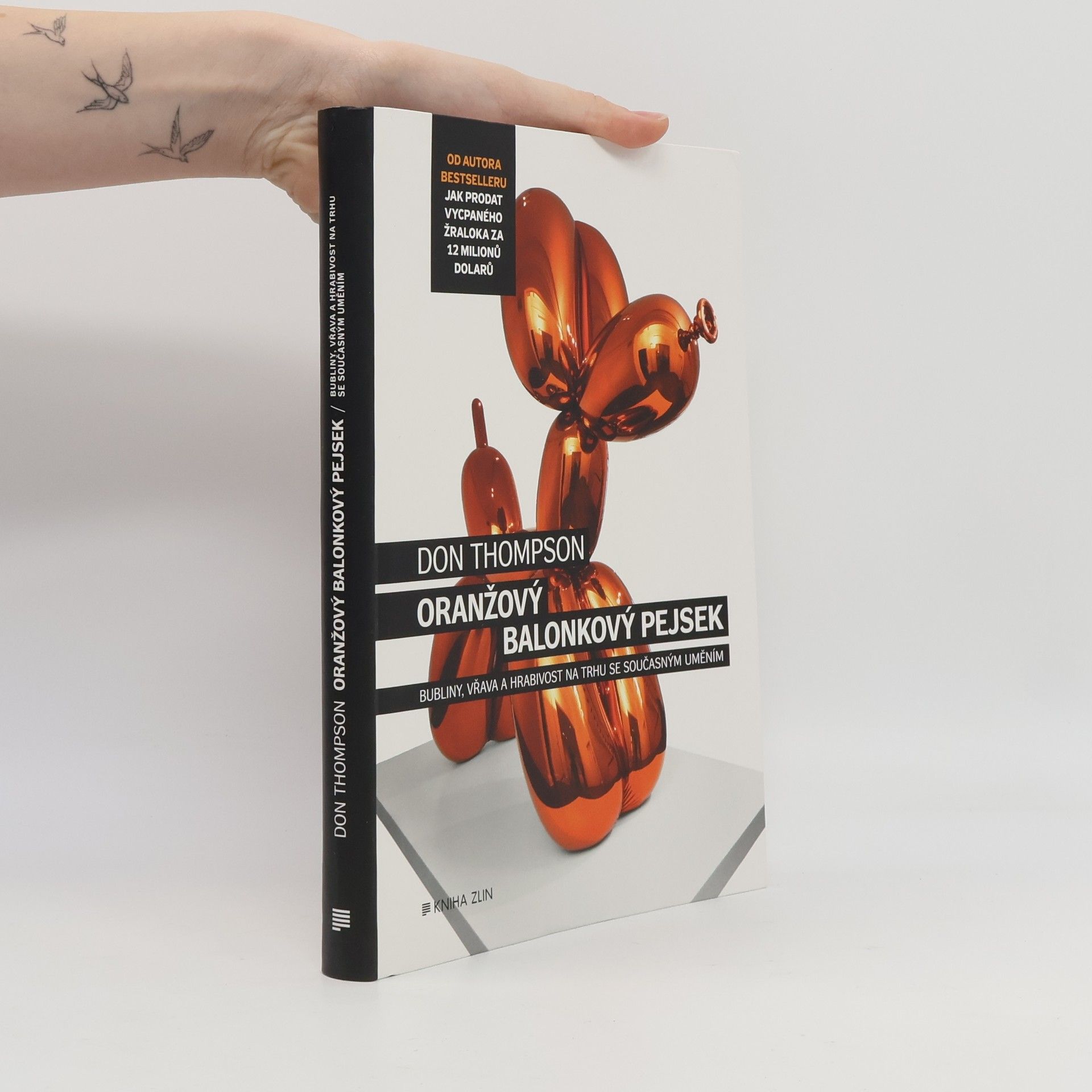 Don Thompson Oranžový balonkový pejsek