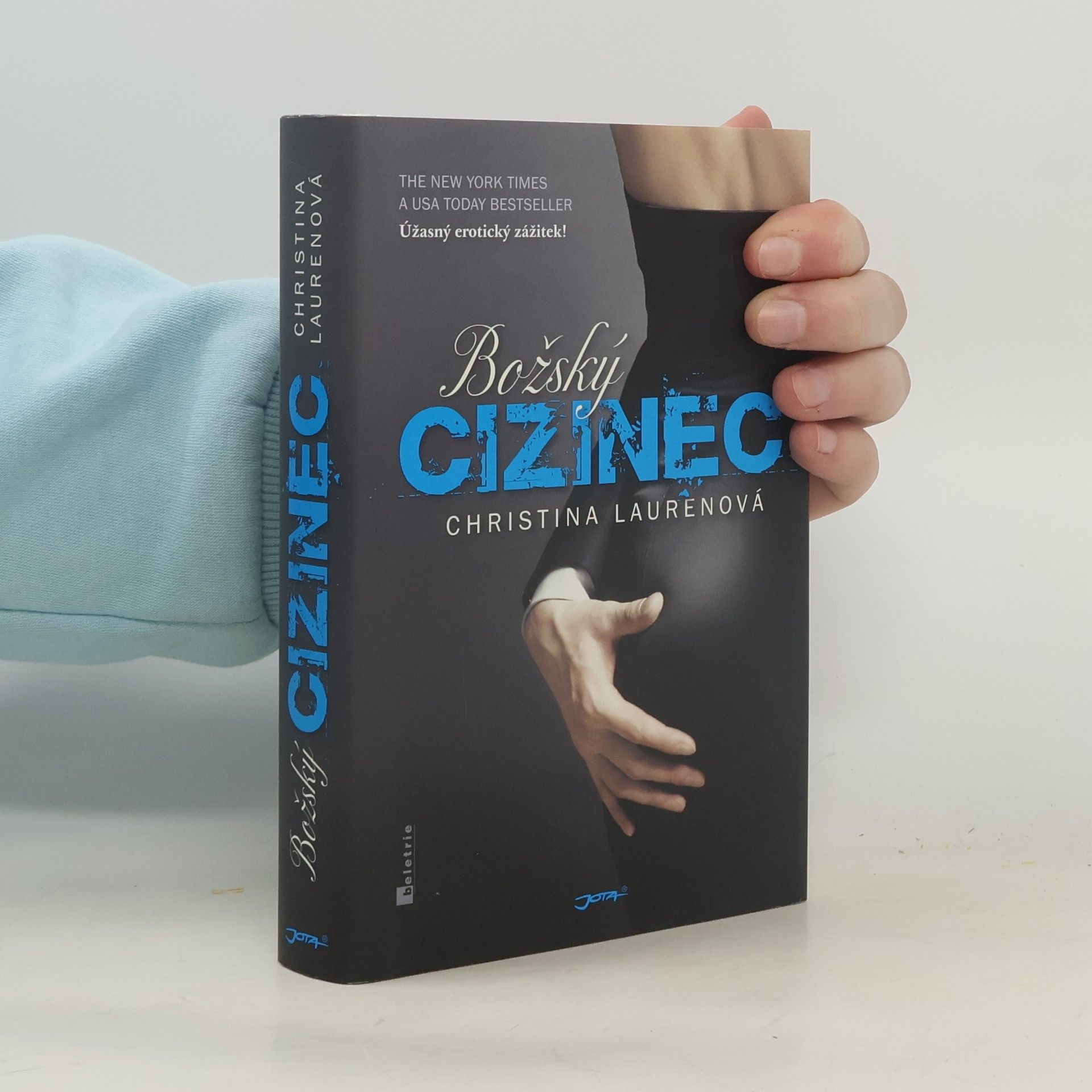 Christina Lauren Božský cizinec