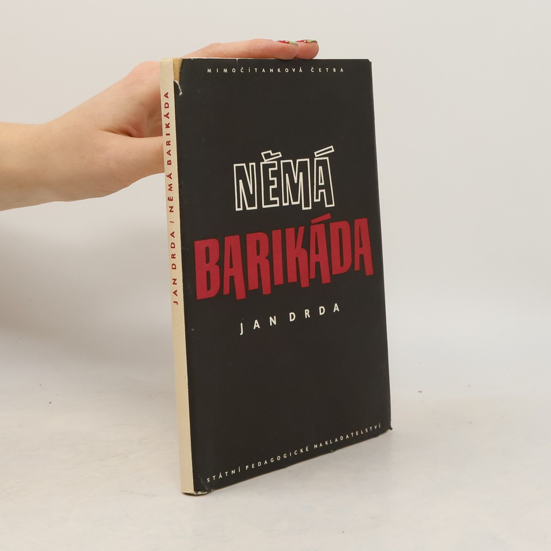 Jan Drda Němá barikáda