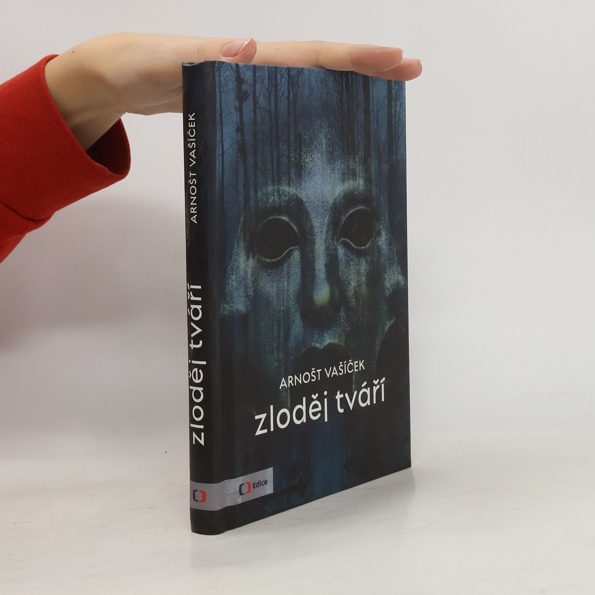 Arnošt Vašíček Zloděj tváří