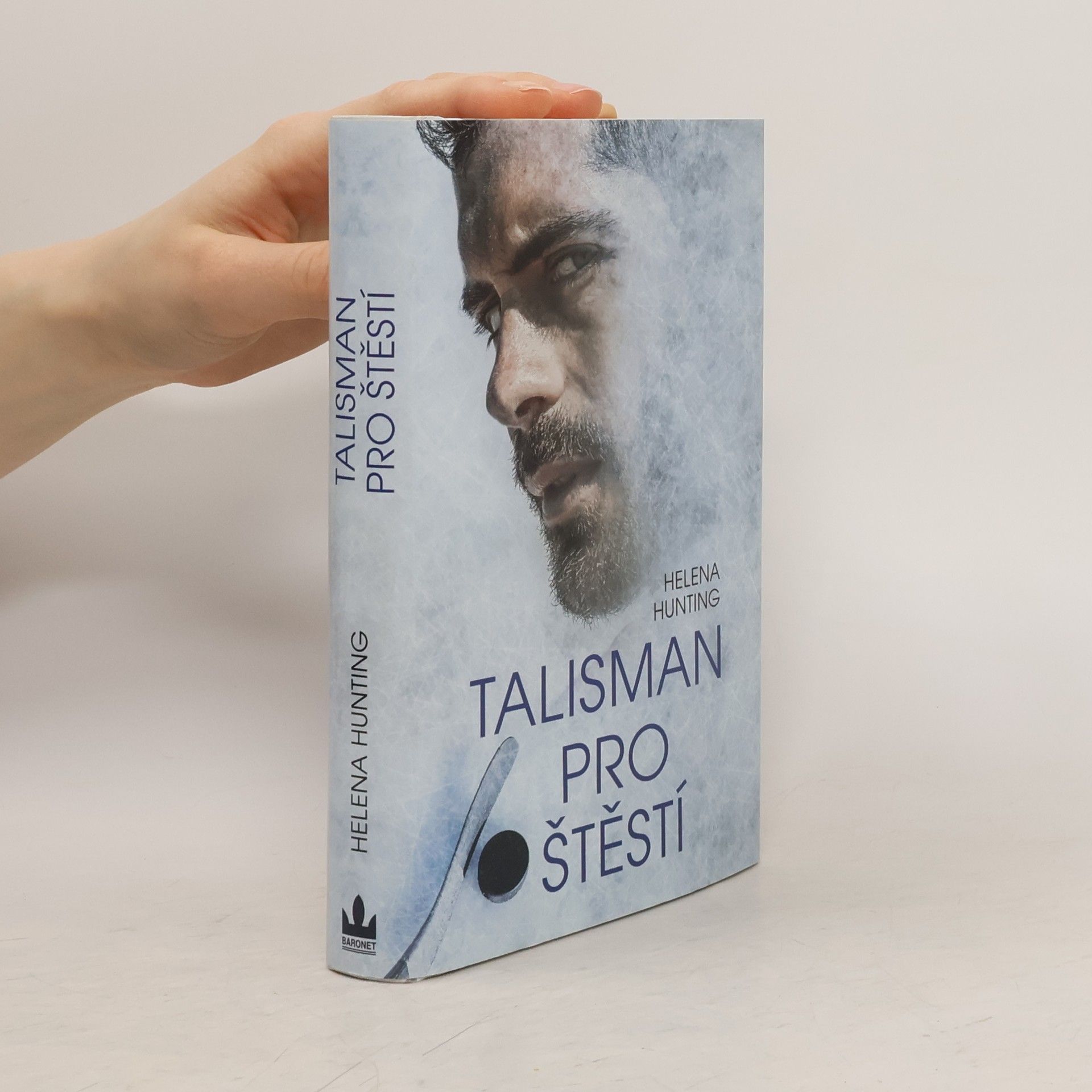 Helena Hunting Talisman pro štěstí