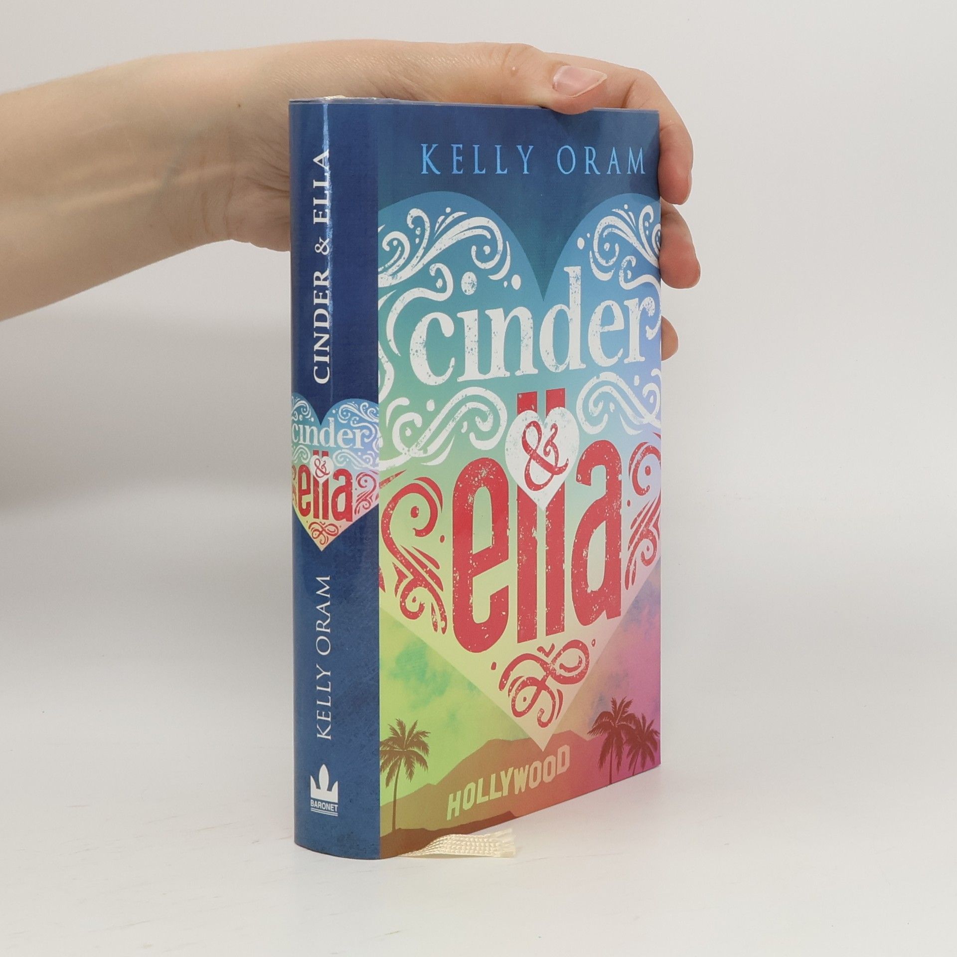 Kelly Oram Cinder & Ella