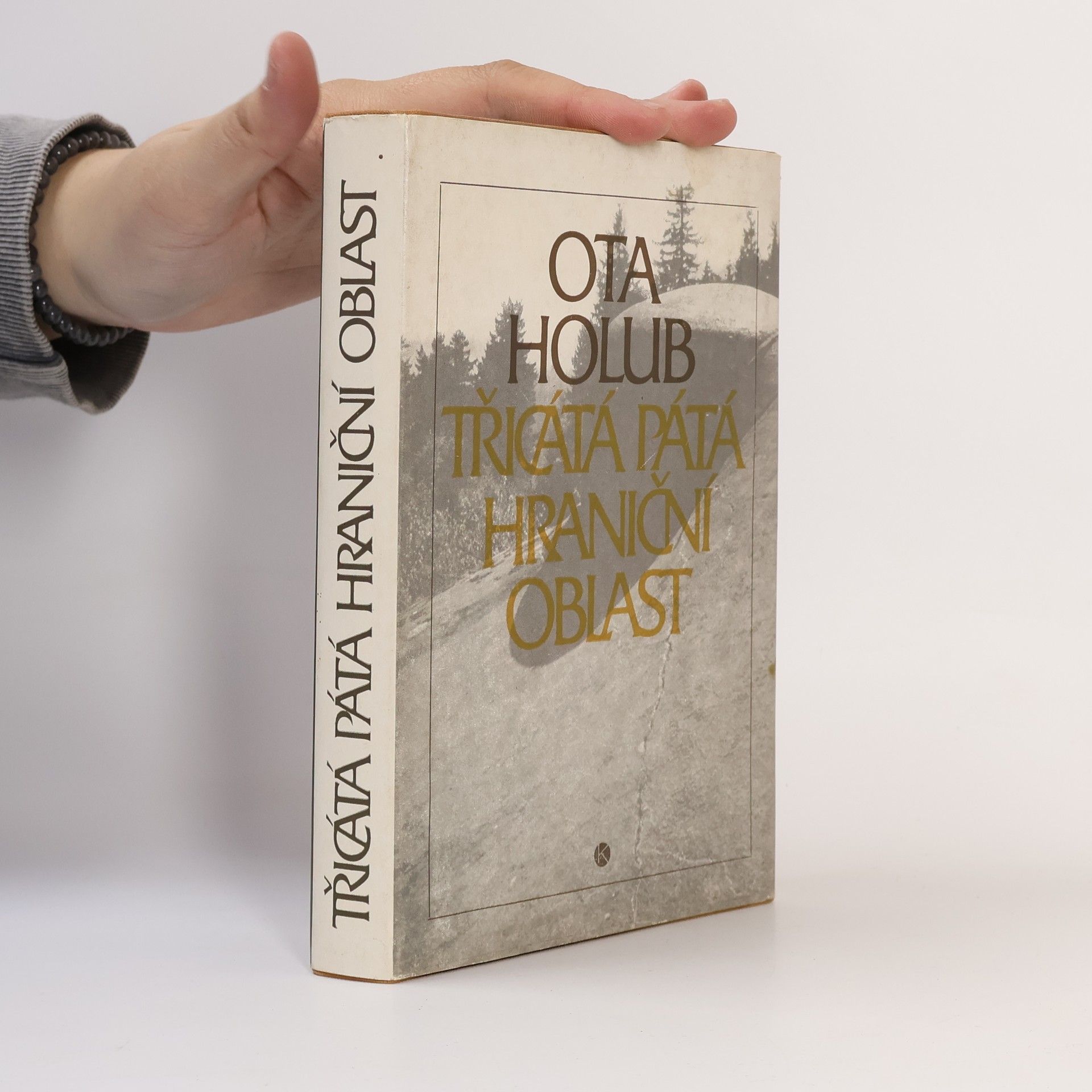 Ota Holub Třicátá pátá hraniční oblast