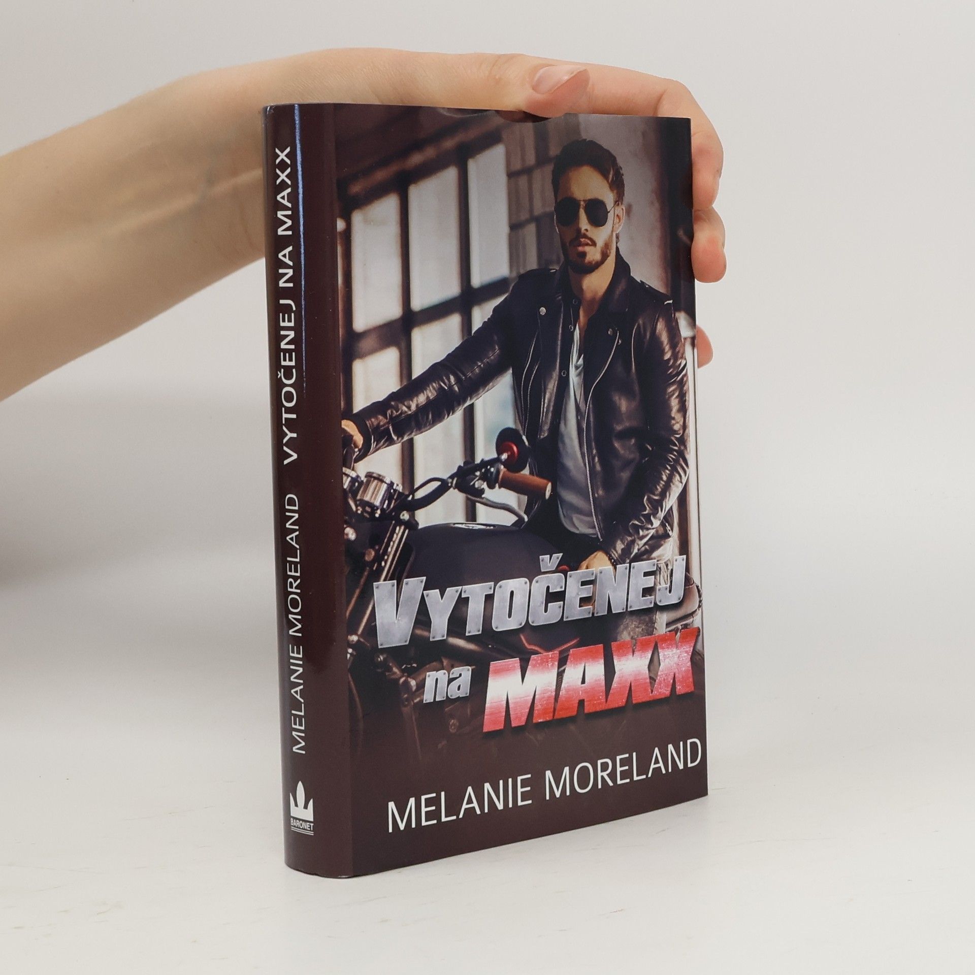 Melanie Moreland Vytočenej na Maxx