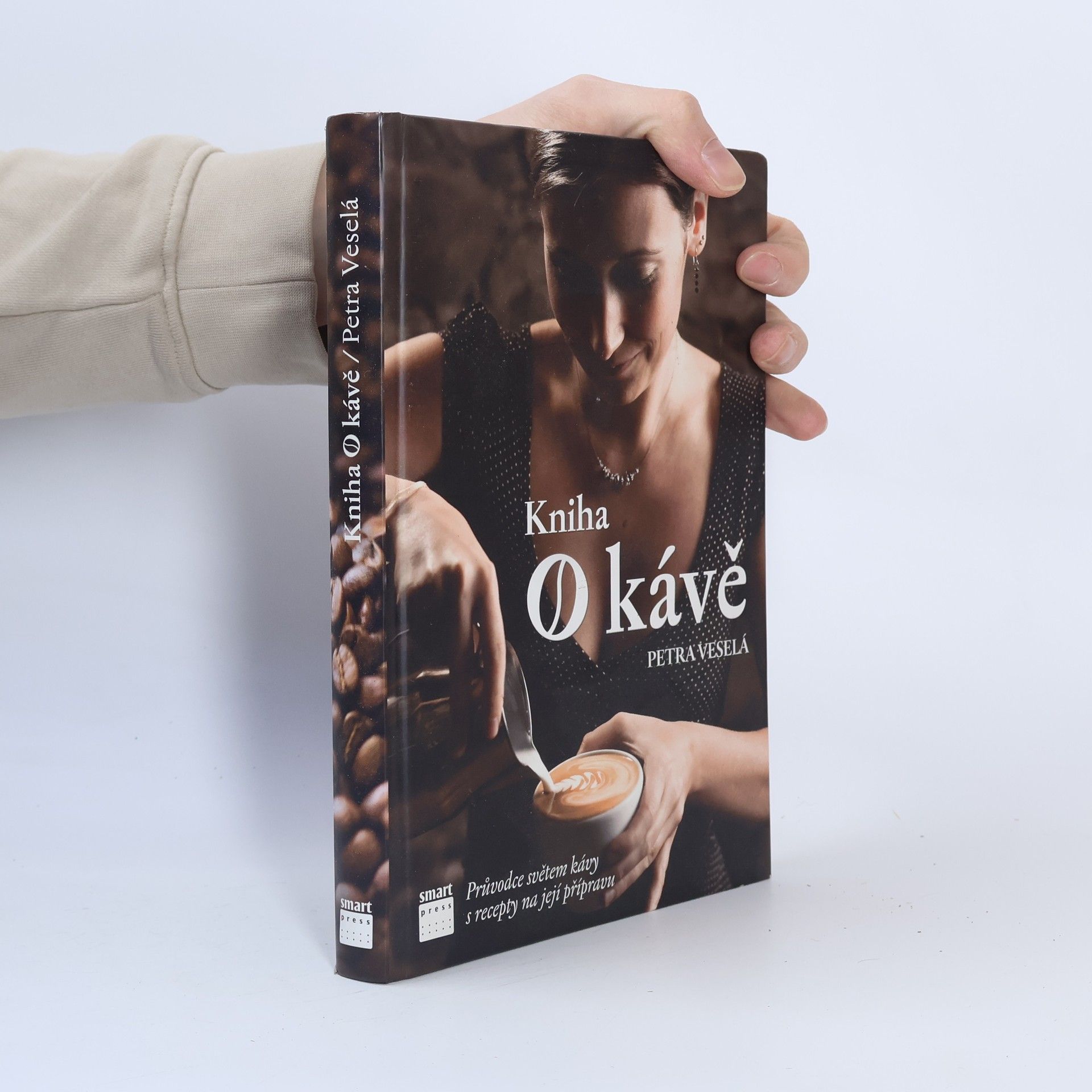 Petra Davies Veselá Kniha o kávě. Průvodce světem kávy s recepty na její přípravu