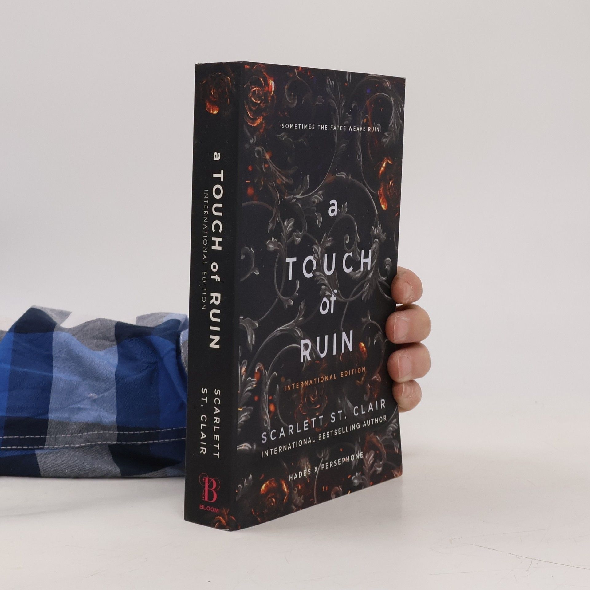 Scarlett St. Clair A Touch of Ruin