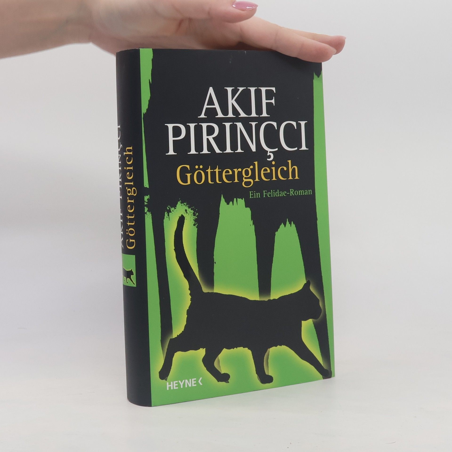 Akif Pirinçci Göttergleich