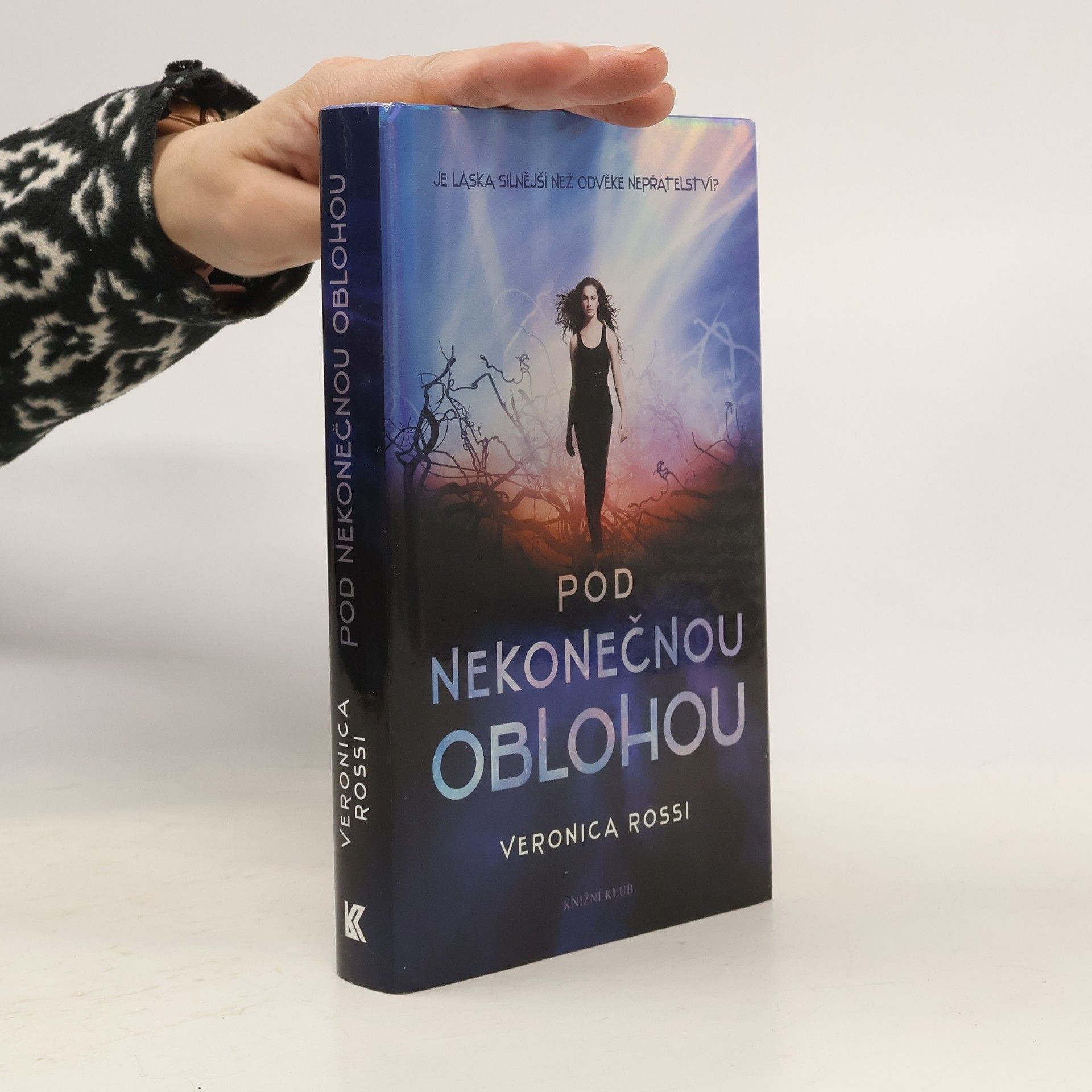 Veronica Rossi Pod nekonečnou oblohou