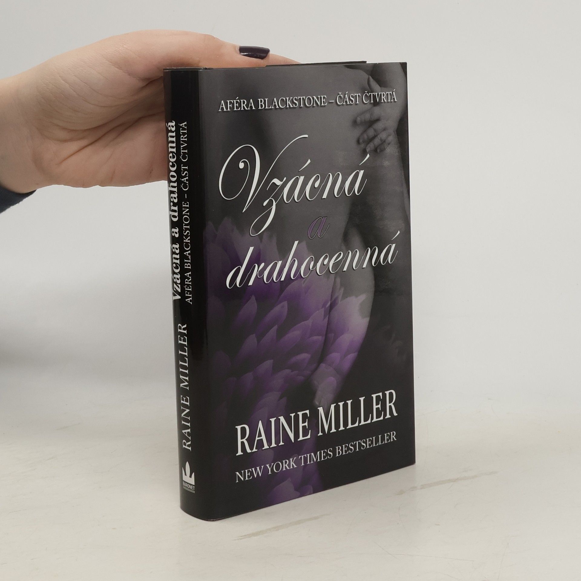 Raine Miller Vzácná a drahocenná