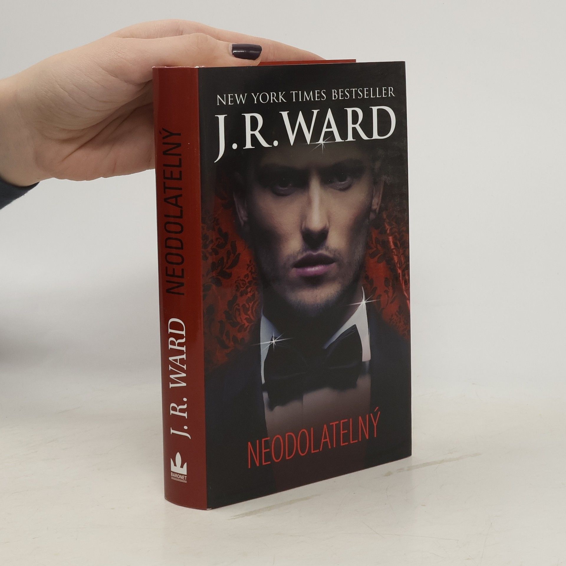 J. R. Ward Neodolatelný