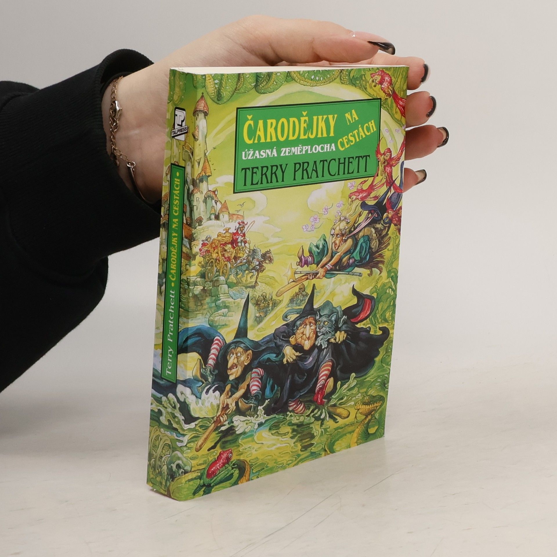 Terry Pratchett Čarodějky na cestách