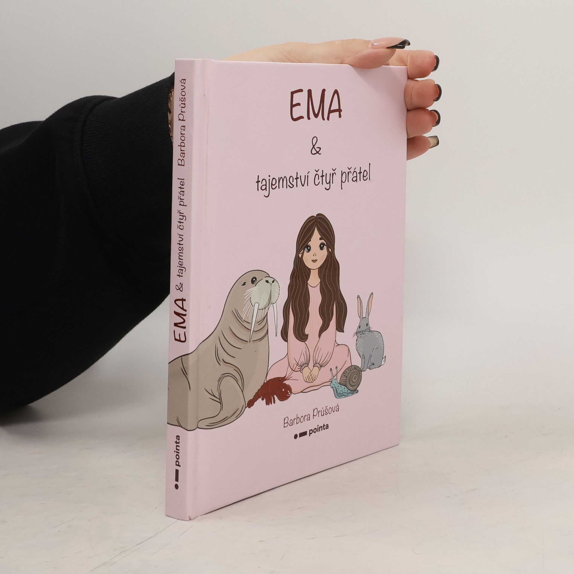 Barbora Průšová Ema a tajemství čtyř přátel