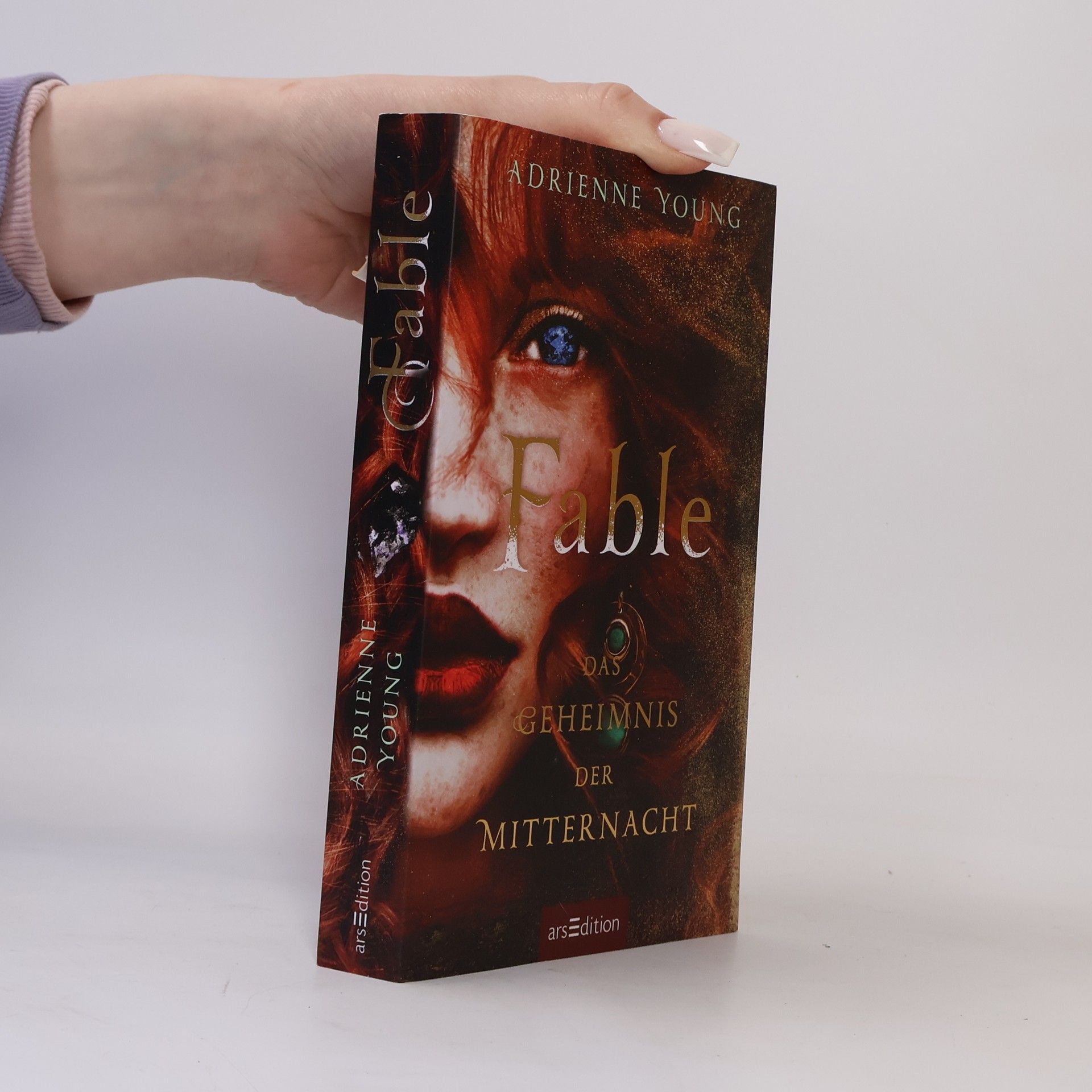 Adrienne Young Fable - Das Geheimnis der Mitternacht (Fable 2)