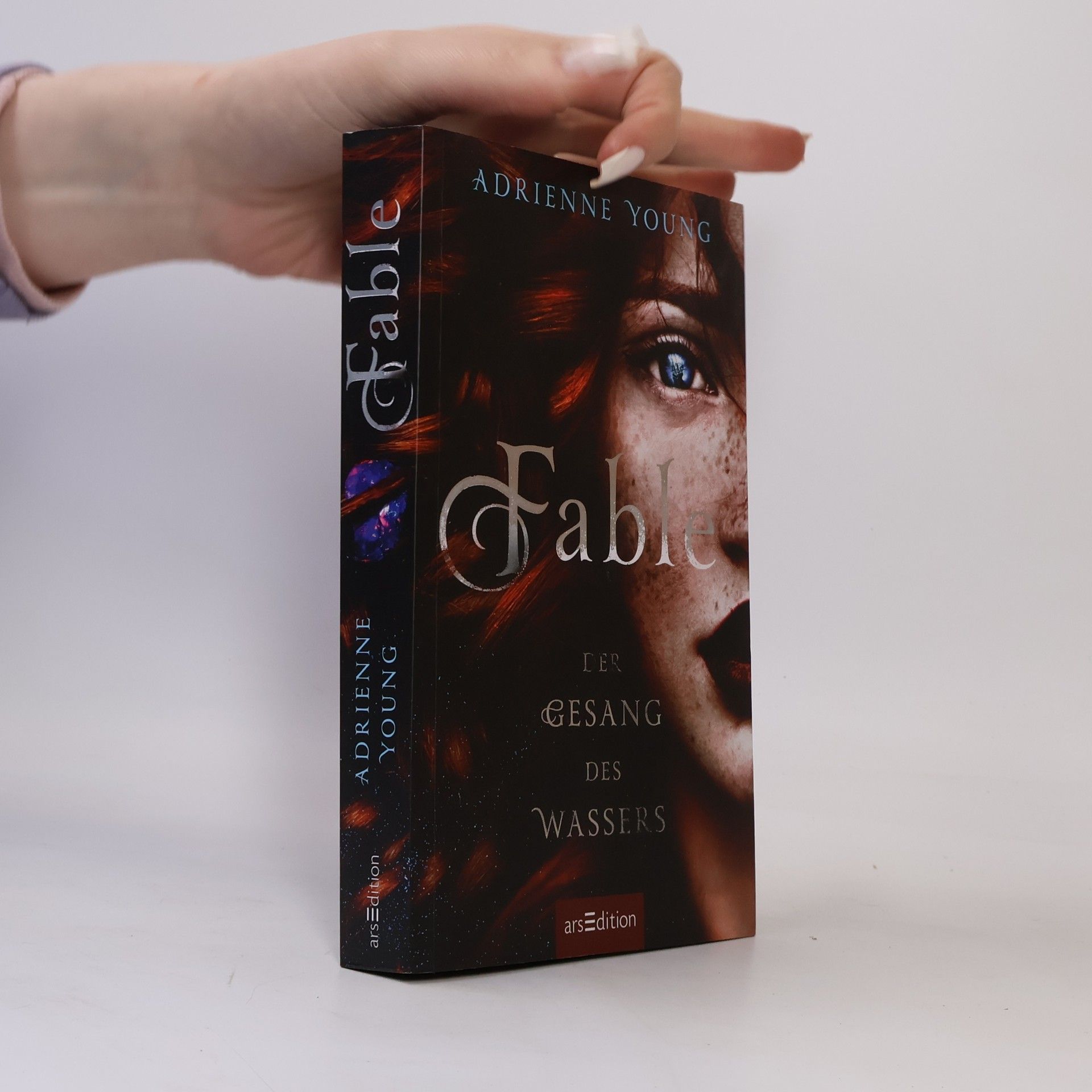 Adrienne Young Fable - Der Gesang des Wassers (Fable 1)
