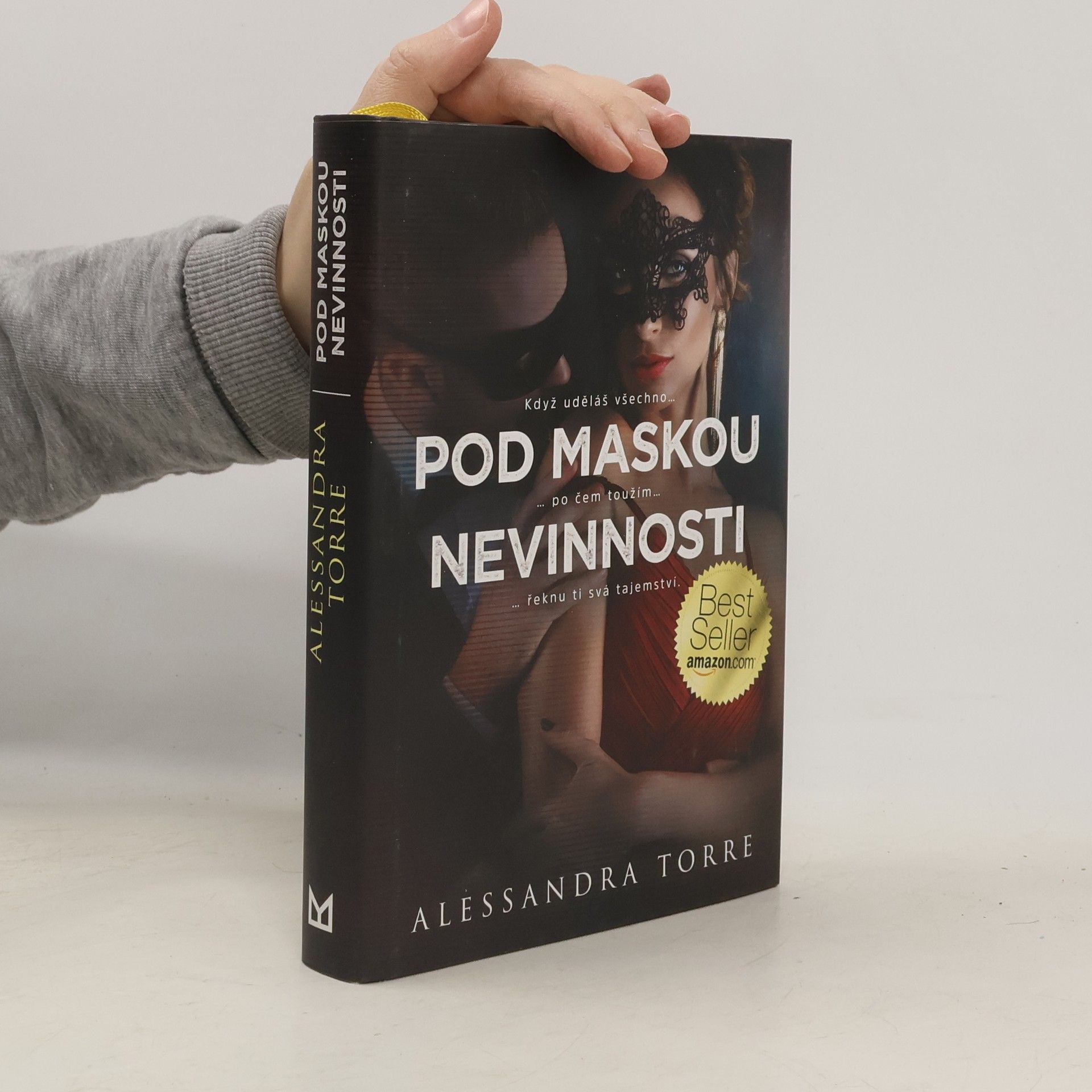 Pod maskou nevinnosti