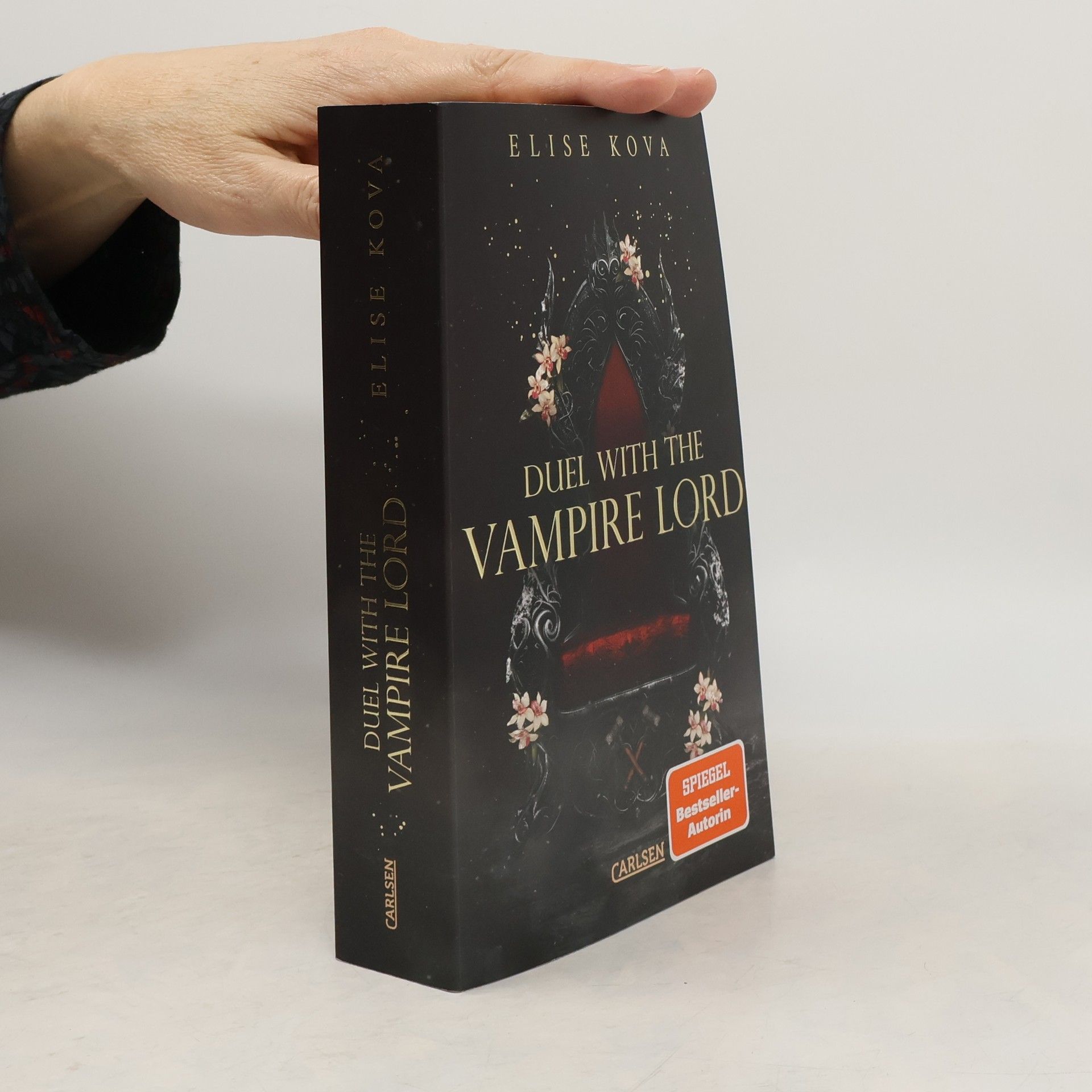 Elise Kova Married into Magic: Duel with the Vampire Lord