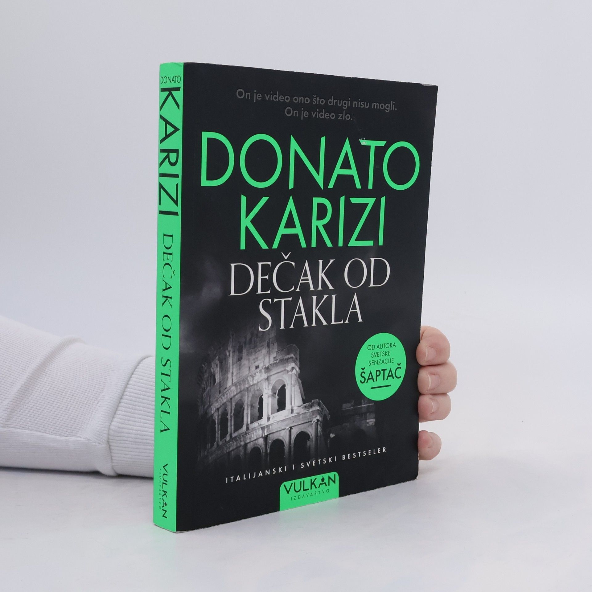 Donato Karizi Dečak od stakla