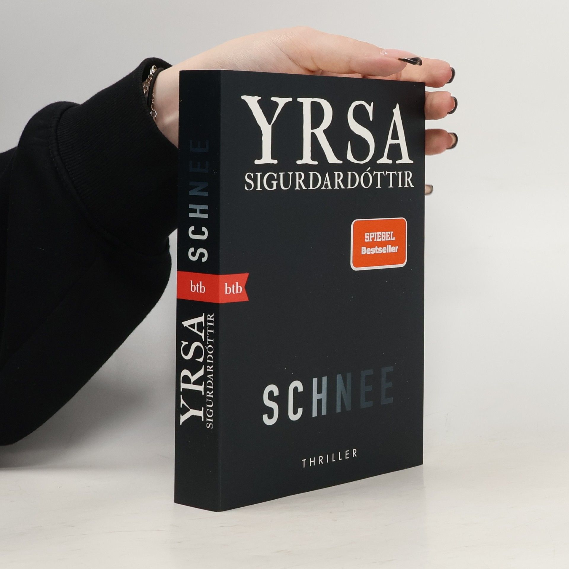 Yrsa Sigurðardóttir Schnee