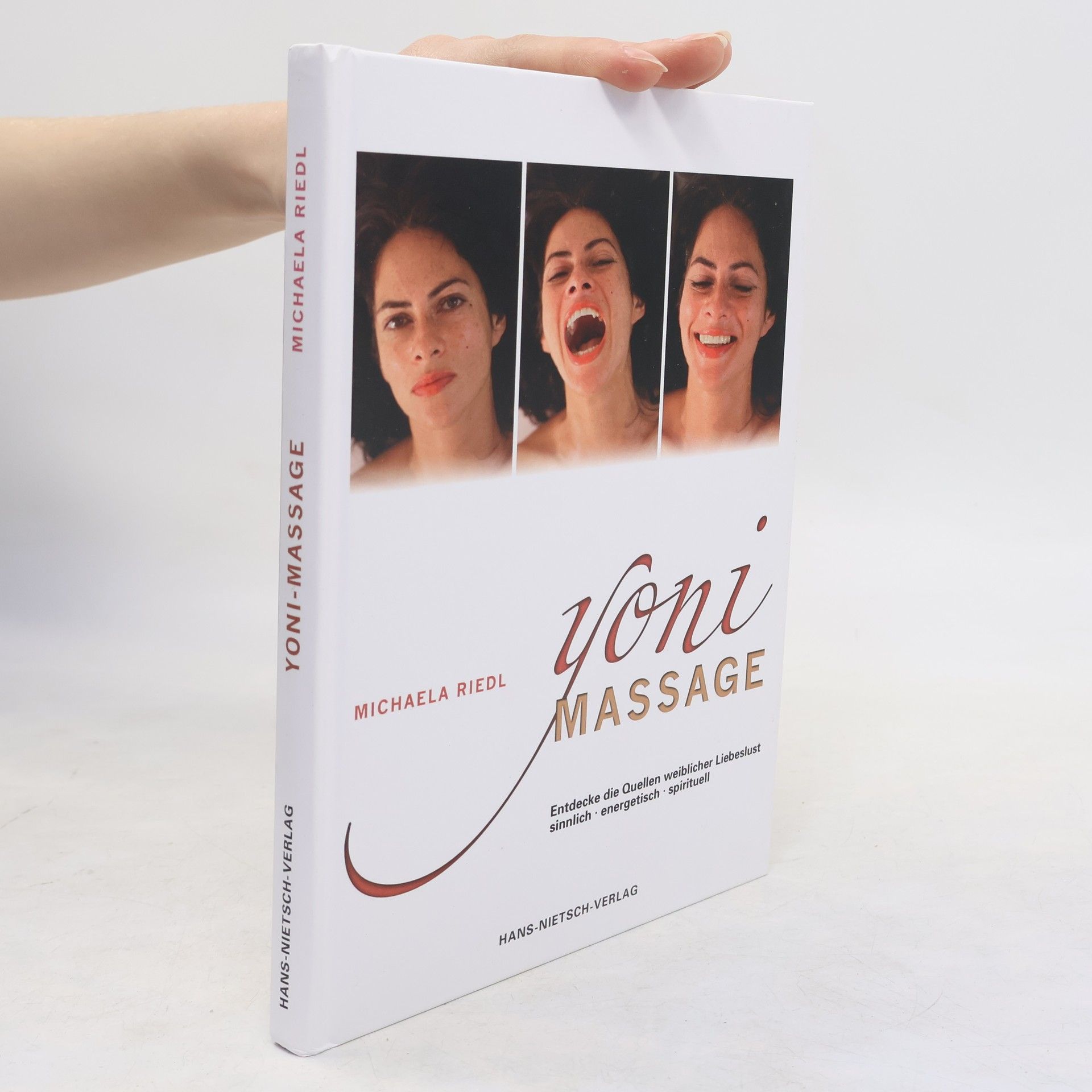 Michaela Riedl Yoni-Massage