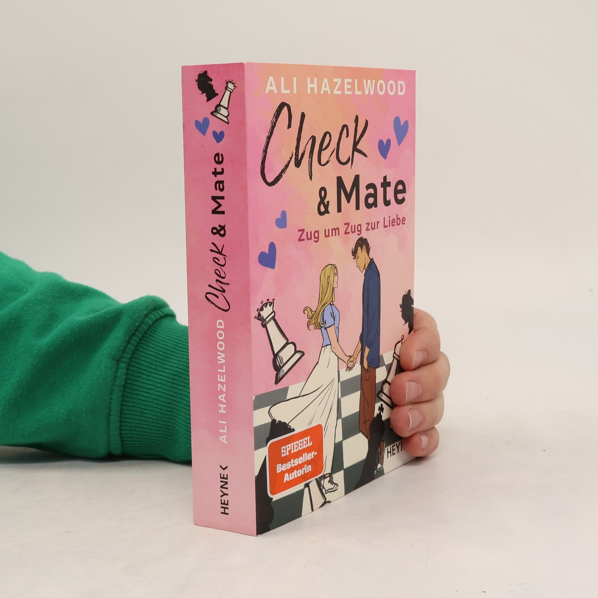 Ali Hazelwood Check & Mate – Zug um Zug zur Liebe