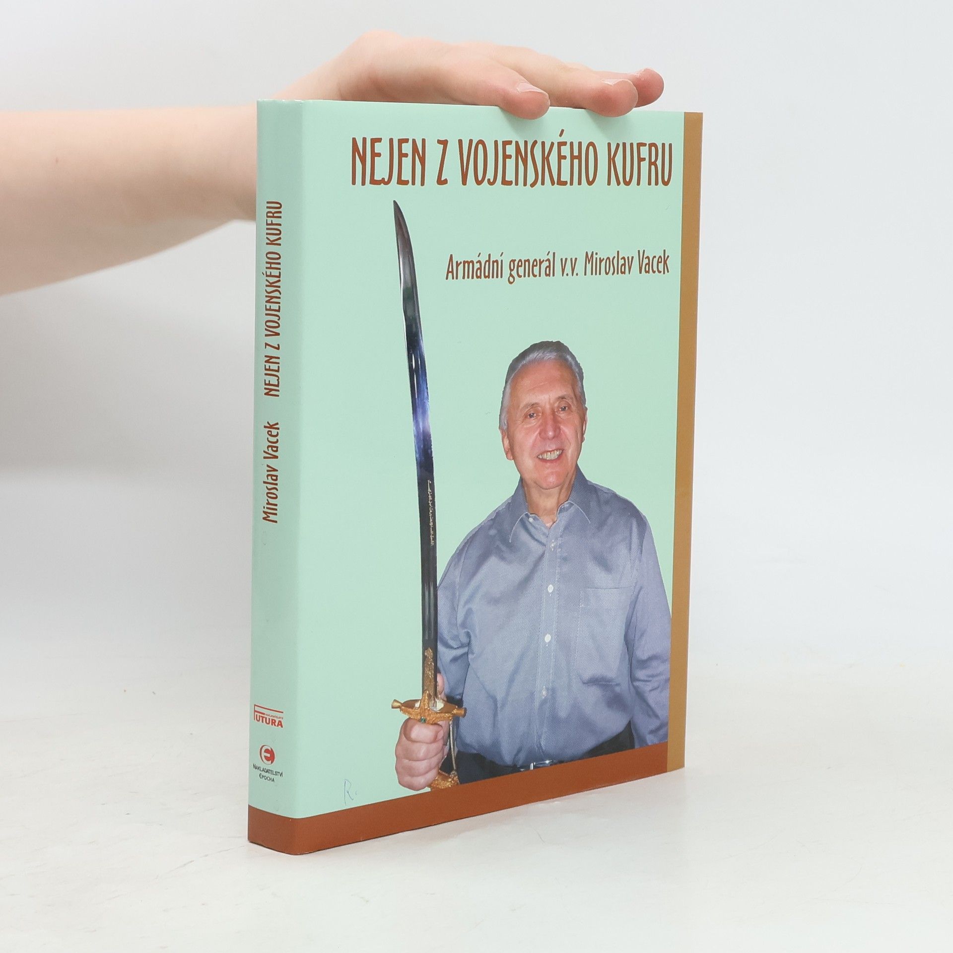 Miroslav Vacek Nejen z vojenského kufru
