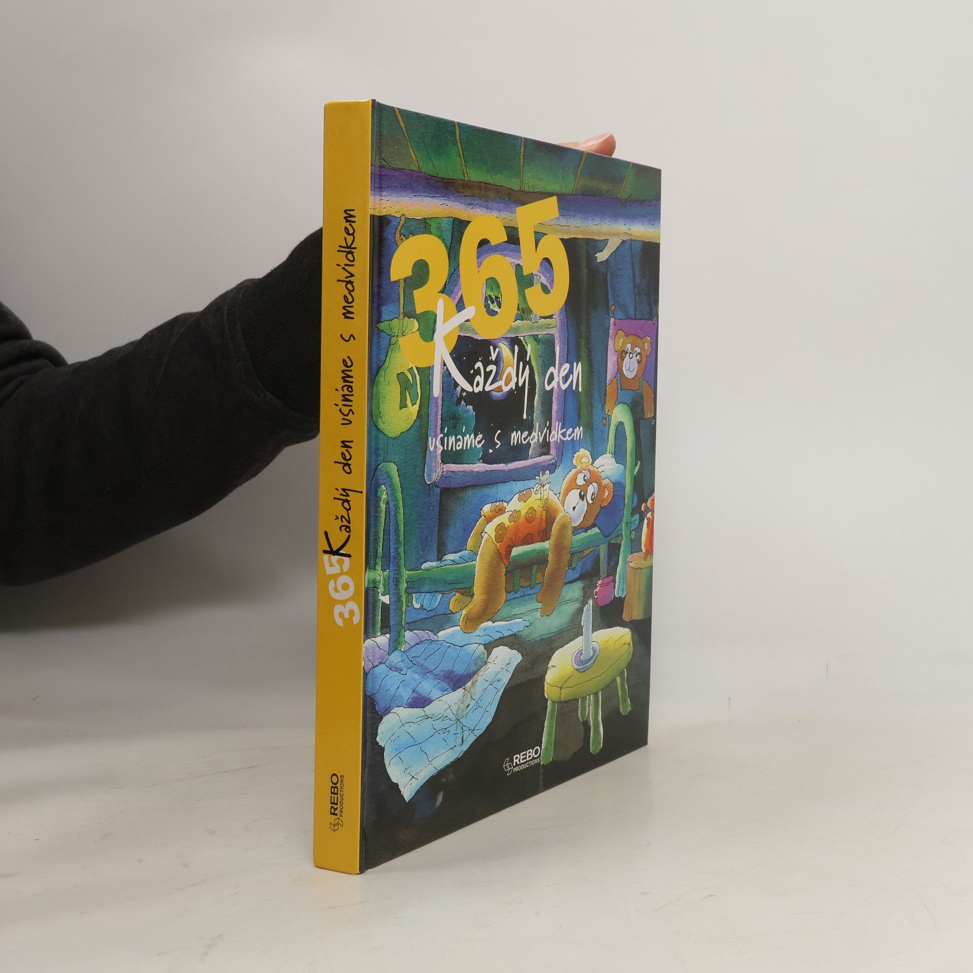 Eva Labusová Každý den usínáme s medvídkem