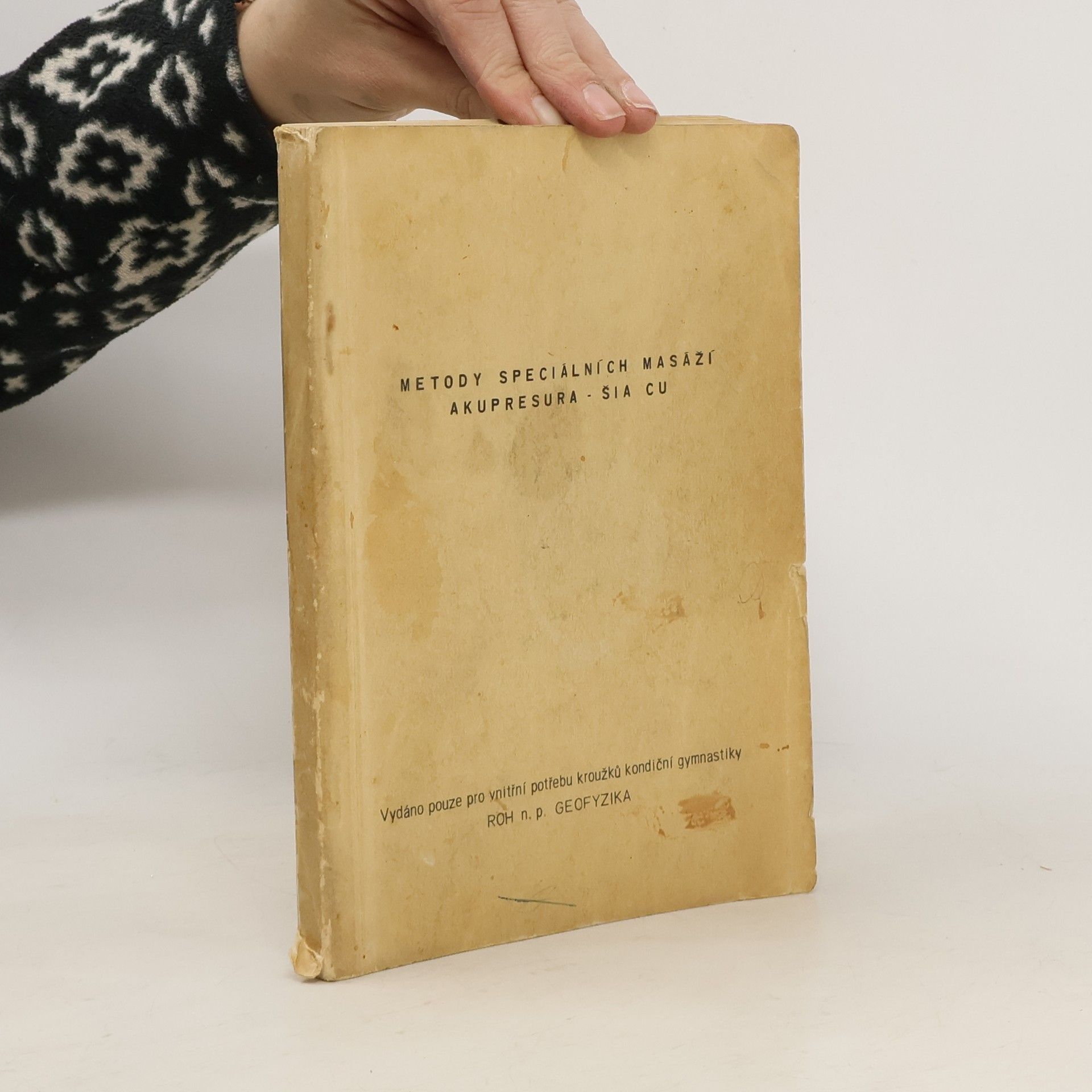 Various authors Metody speciálních masáží akupresura - Šia cu