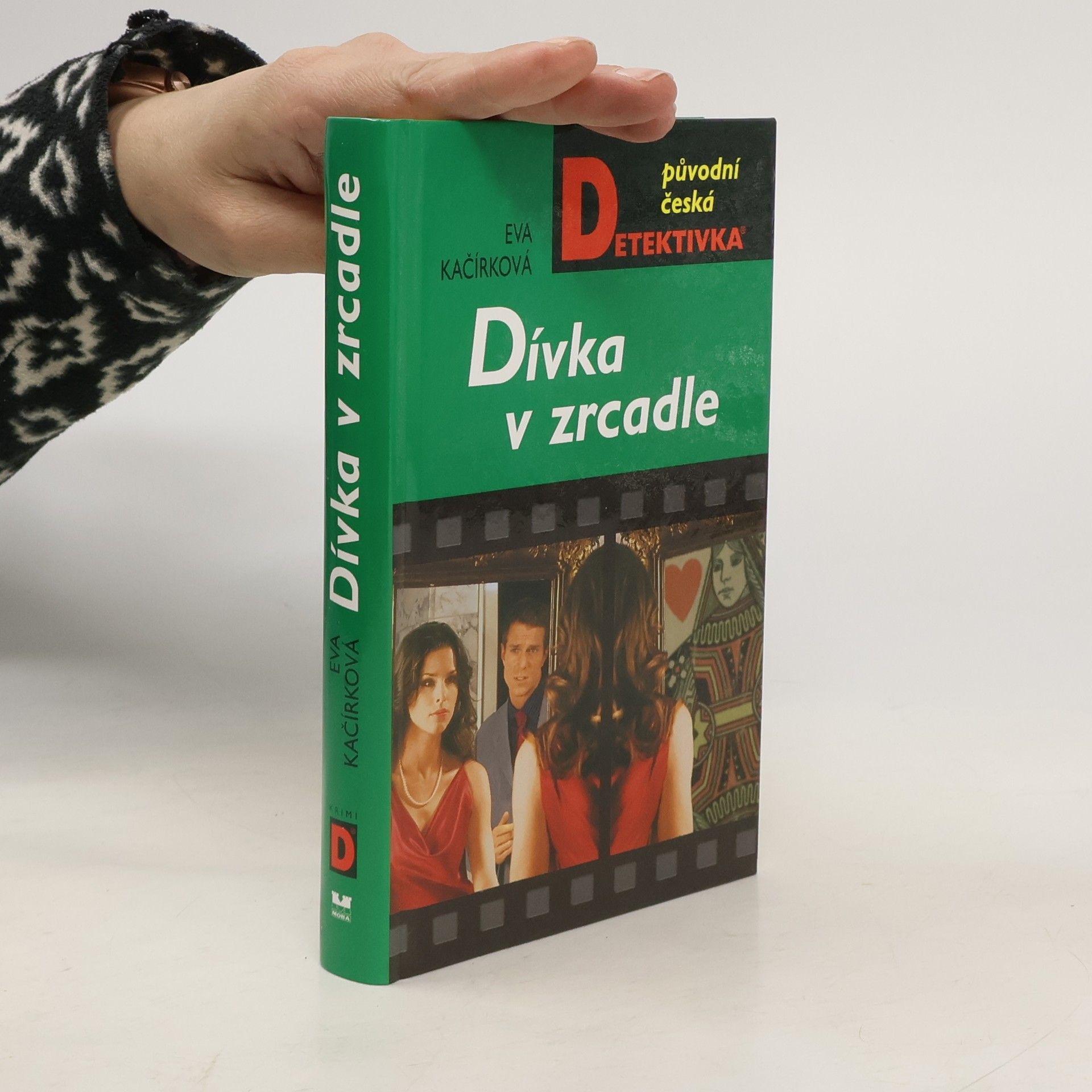 Eva Kačírková Dívka v zrcadle