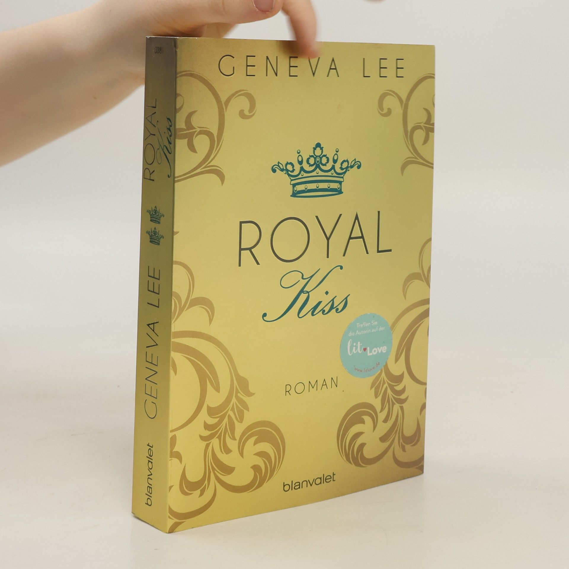 Geneva Lee Royal Kiss