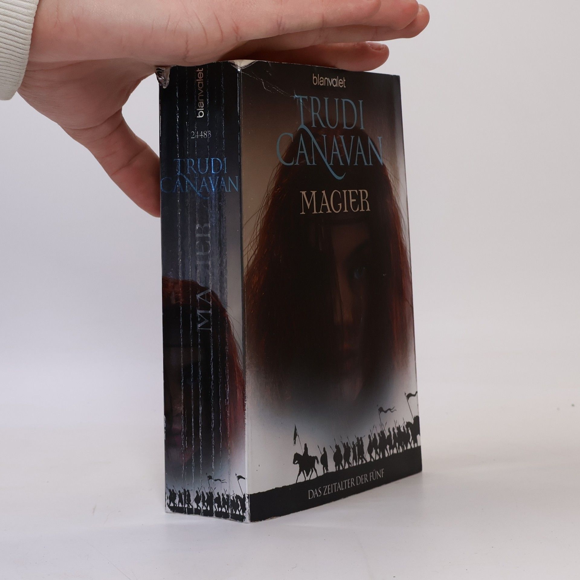 Trudi Canavan Magier