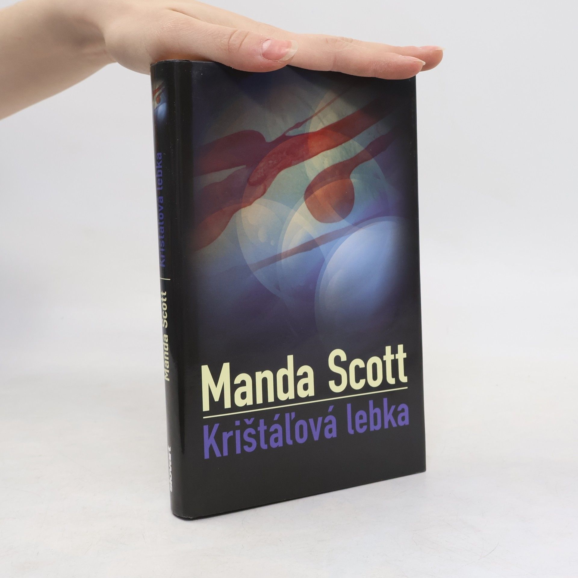 Manda Scott Krištáľová lebka