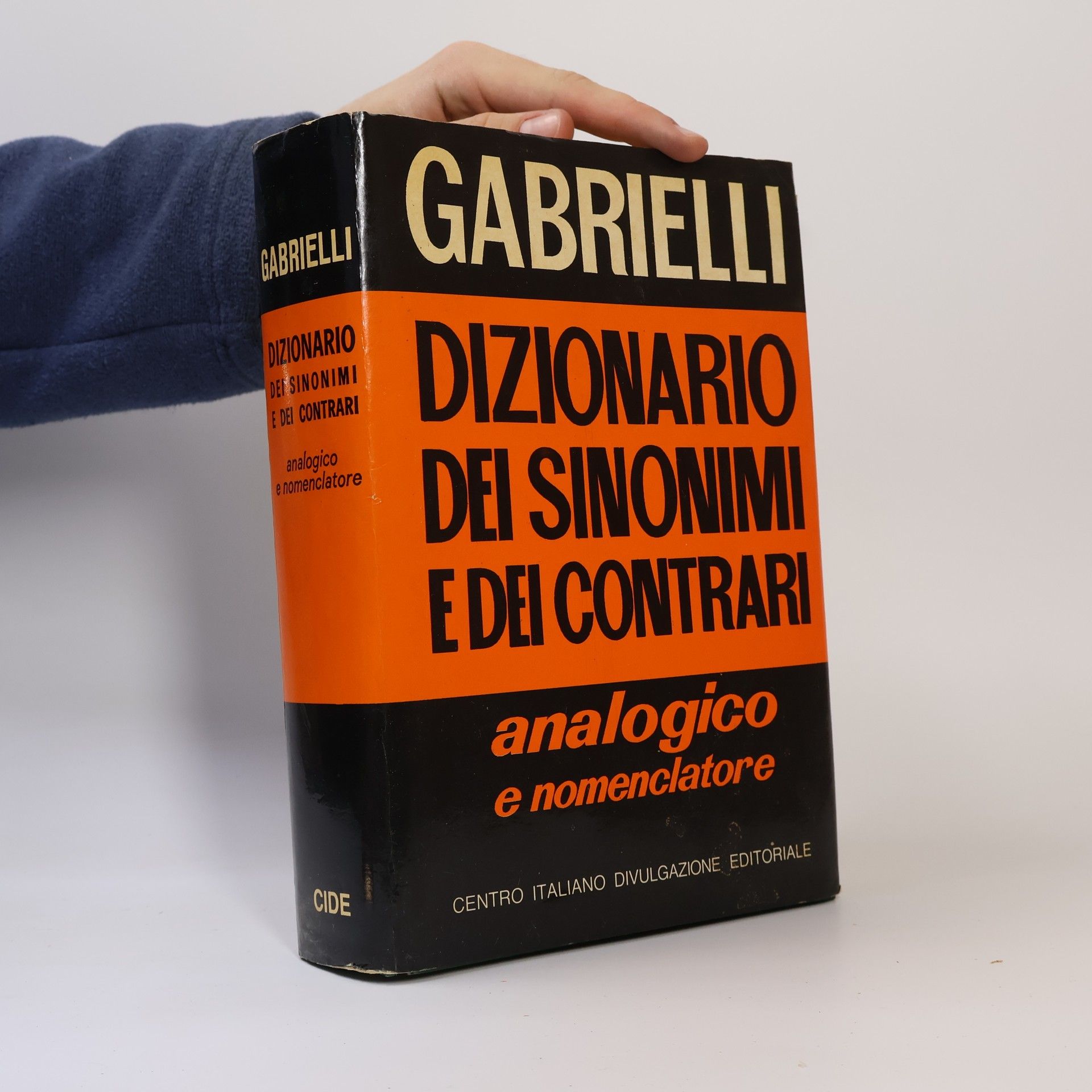 O. Gabrielli Dizionario dei Sinonimi e dei Contrari. Analogico e Nomenclatore