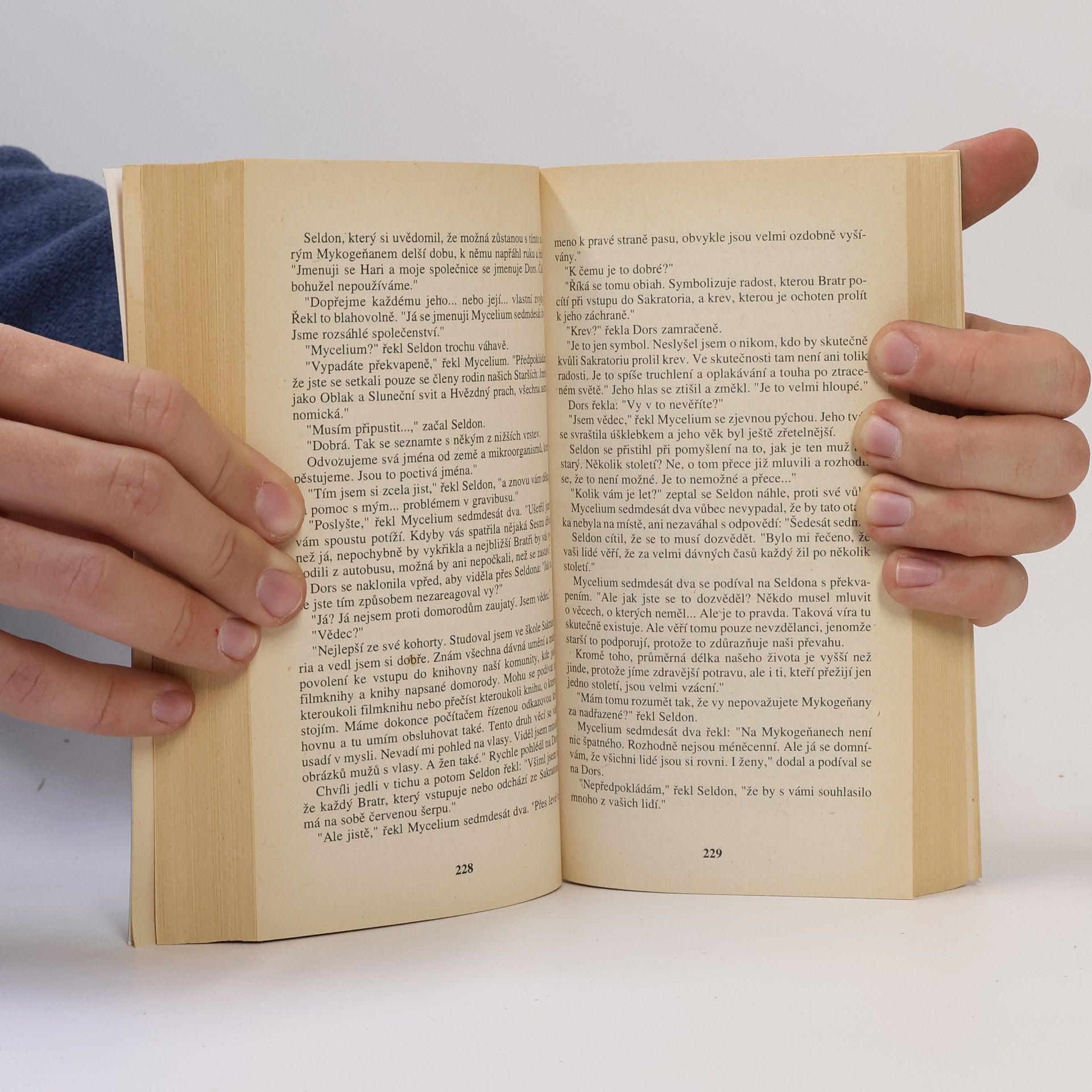 Isaac Asimov Předehra k Nadaci
