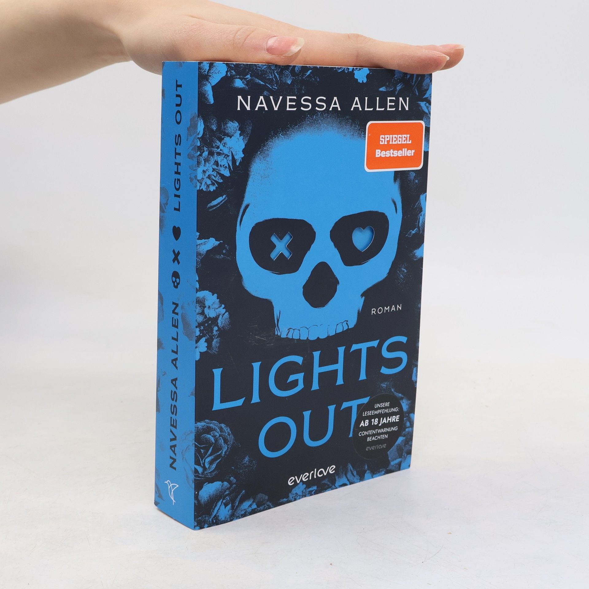 Navessa Allen Lights Out