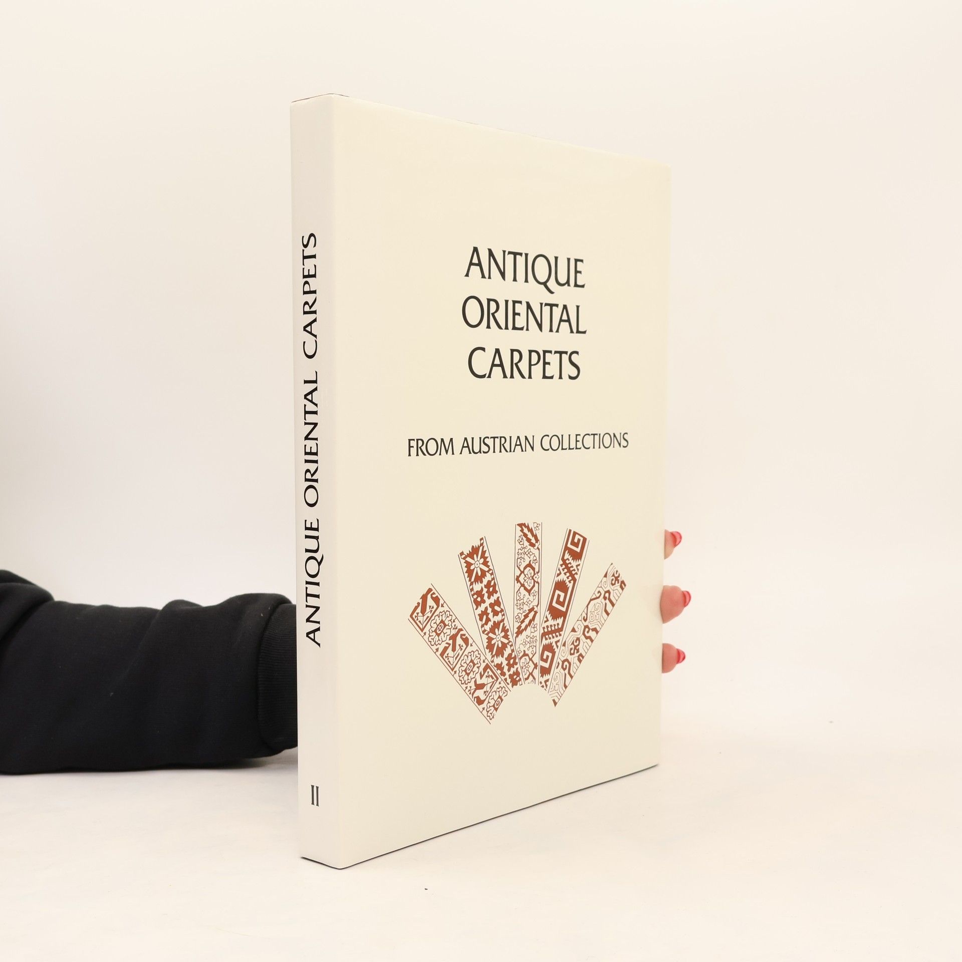 Collectif d'auteurs Antique Oriental Carpets. From Austrian Collections II