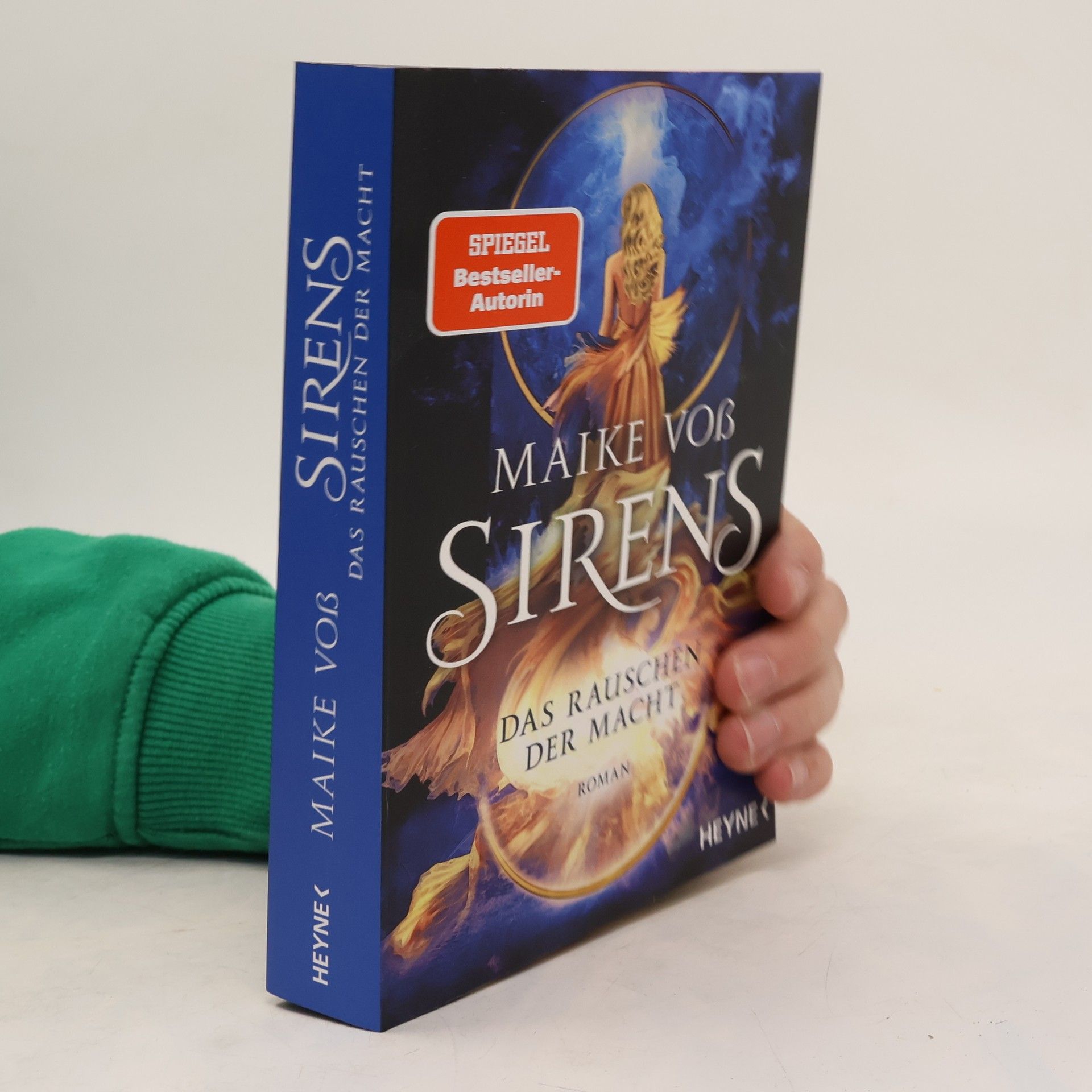 Maike Voß Sirens – Das Rauschen der Macht. Mit farbig gestaltetem Buchschnitt – nur in limitierter Erstauflage der gedruckten Ausgabe - Roman