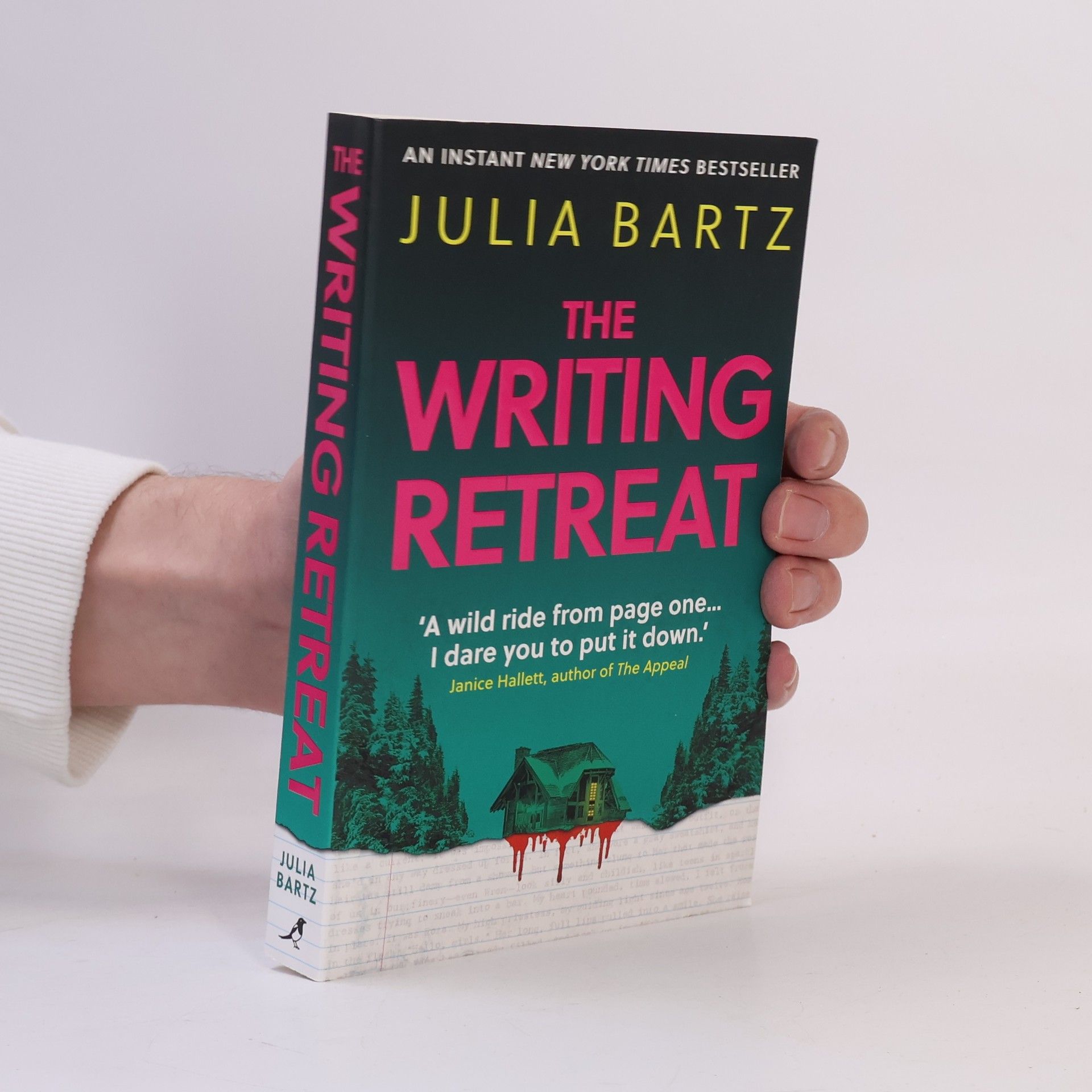 Julia Bartz The Writing Retreat: A New York Times bestseller