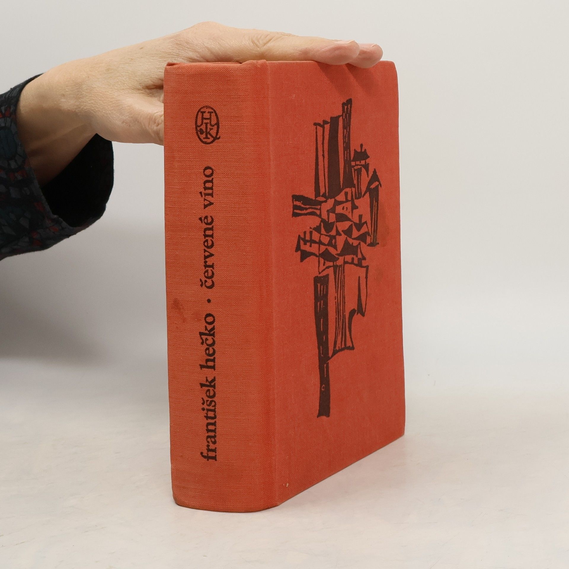 František Hečko Červené víno