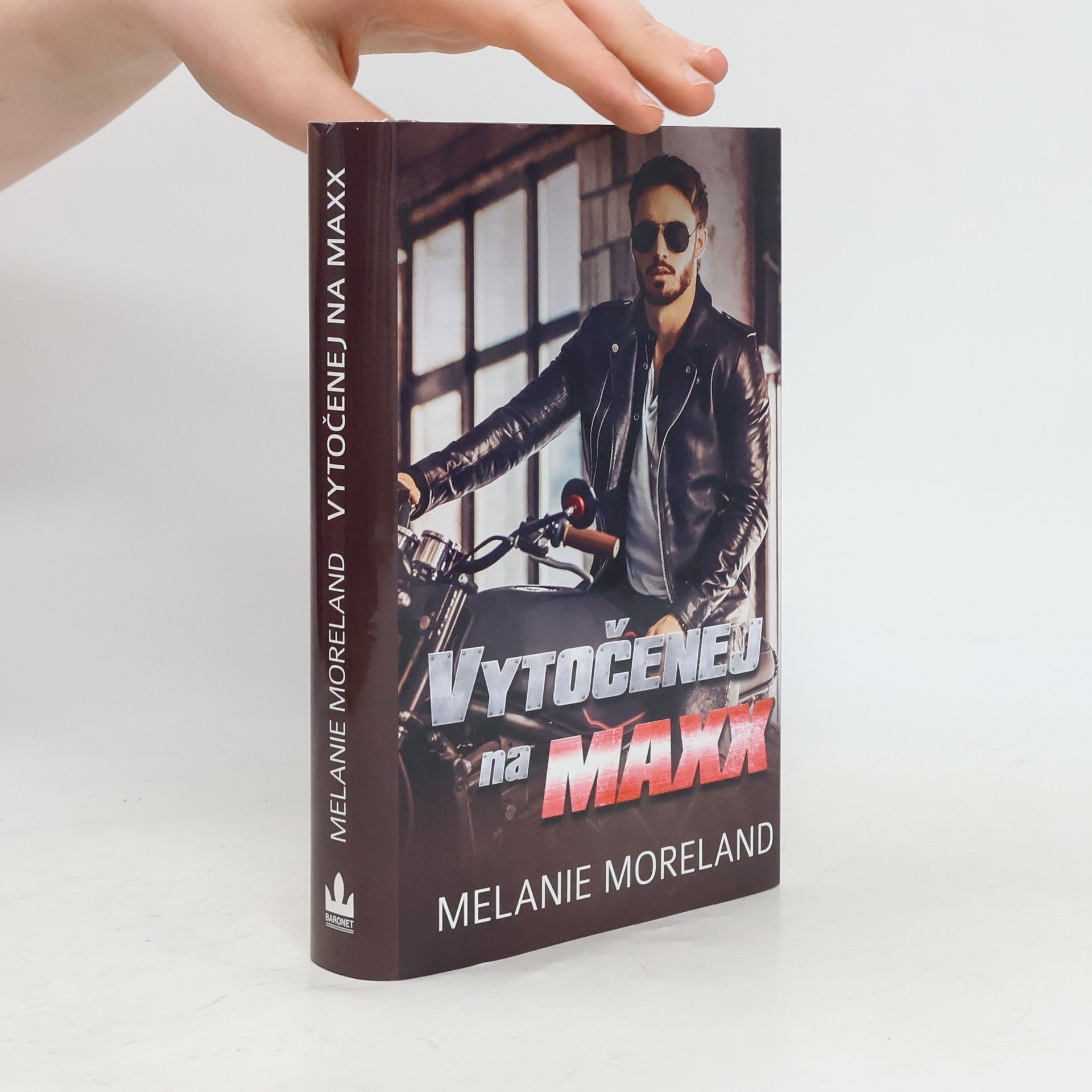 Melanie Moreland Vytočenej na Maxx