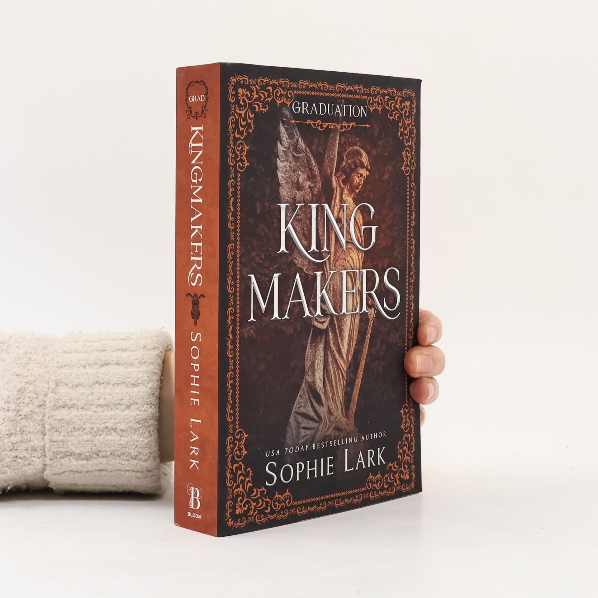 Kingmakers: Graduation