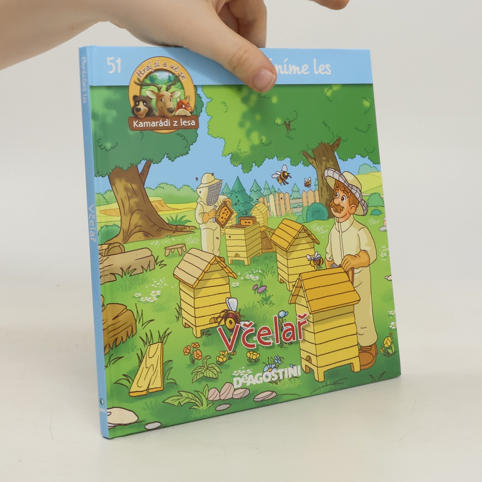 Kolektiv autorů Chráníme les 51. Včelař