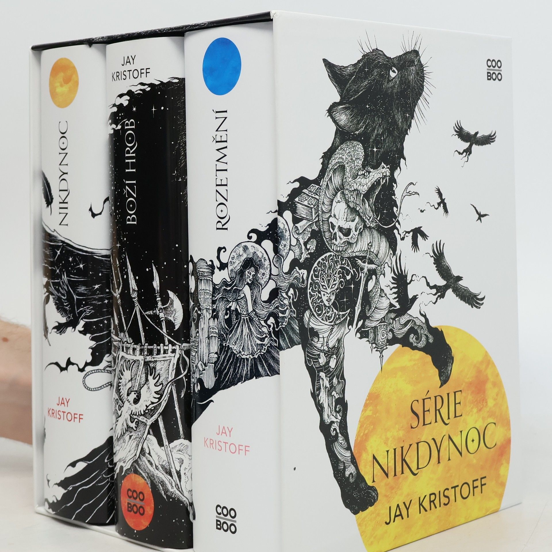 Jay Kristoff Série nikdy noc