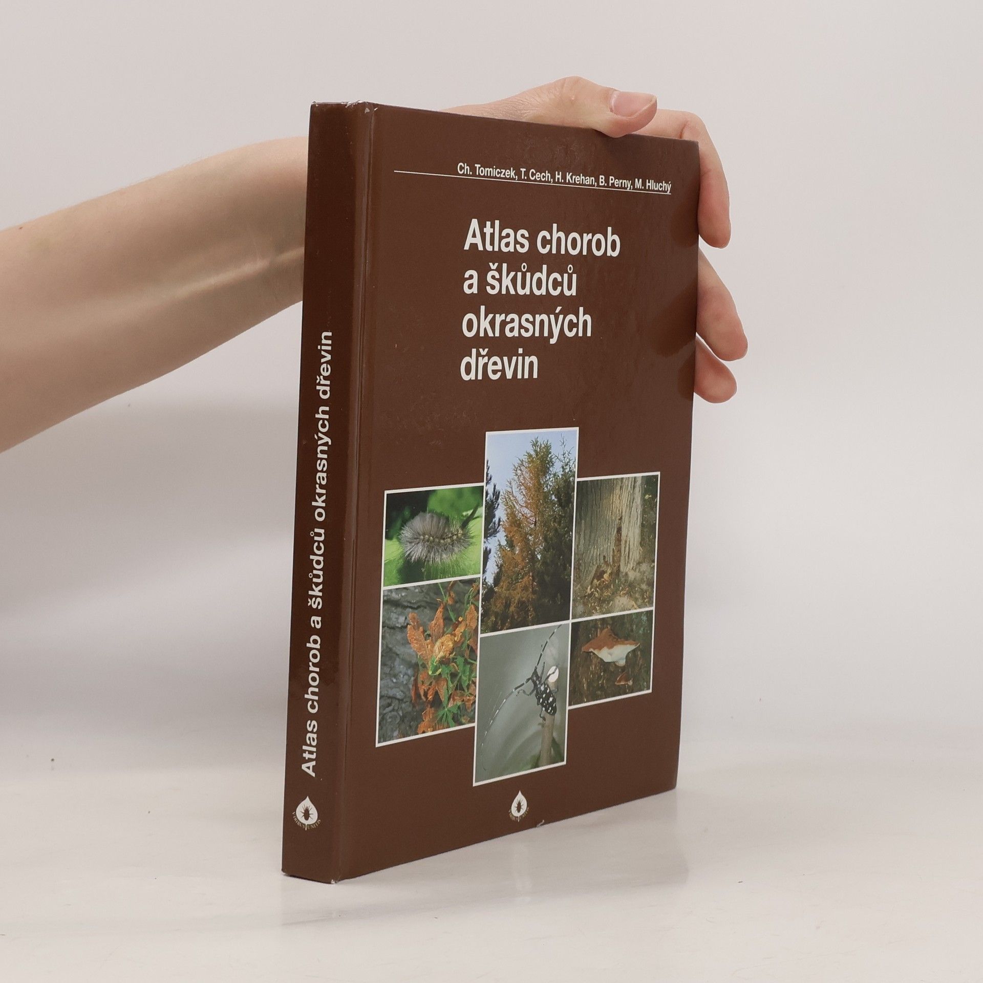 Atlas chorob a škůdců okrasných dřevin