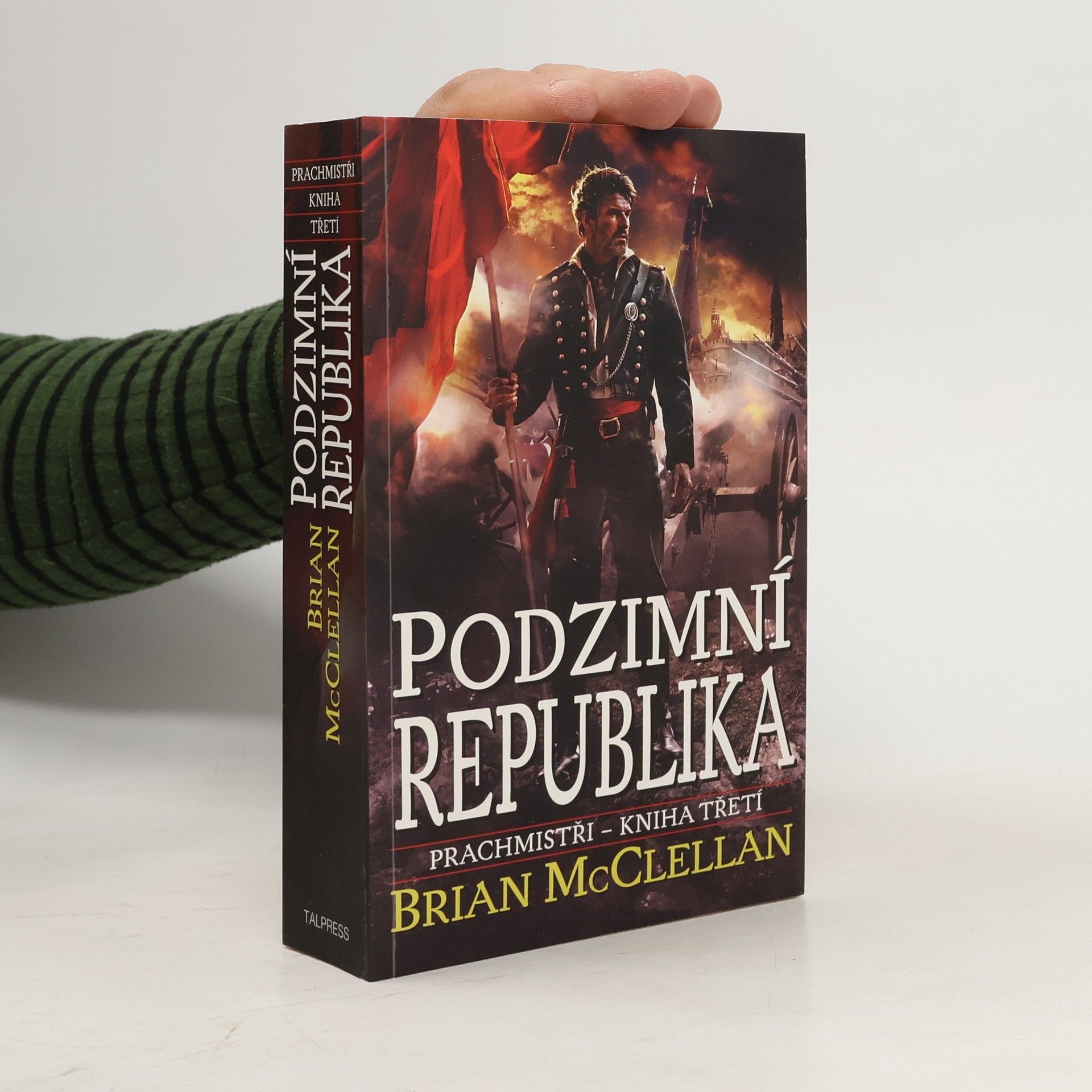 Brian McClellan Podzimní republika