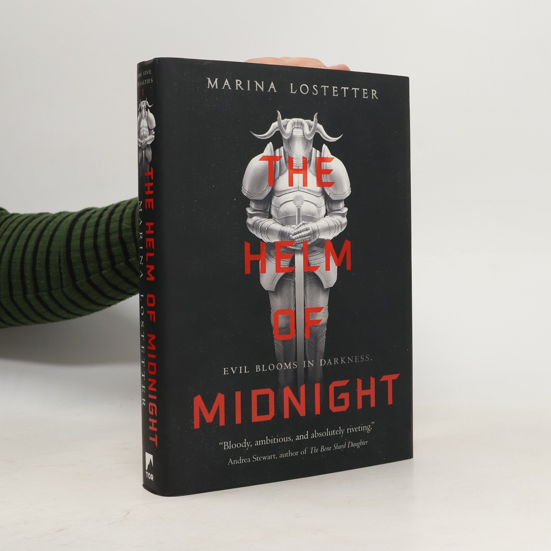 Marina Lostetter The Helm of Midnight