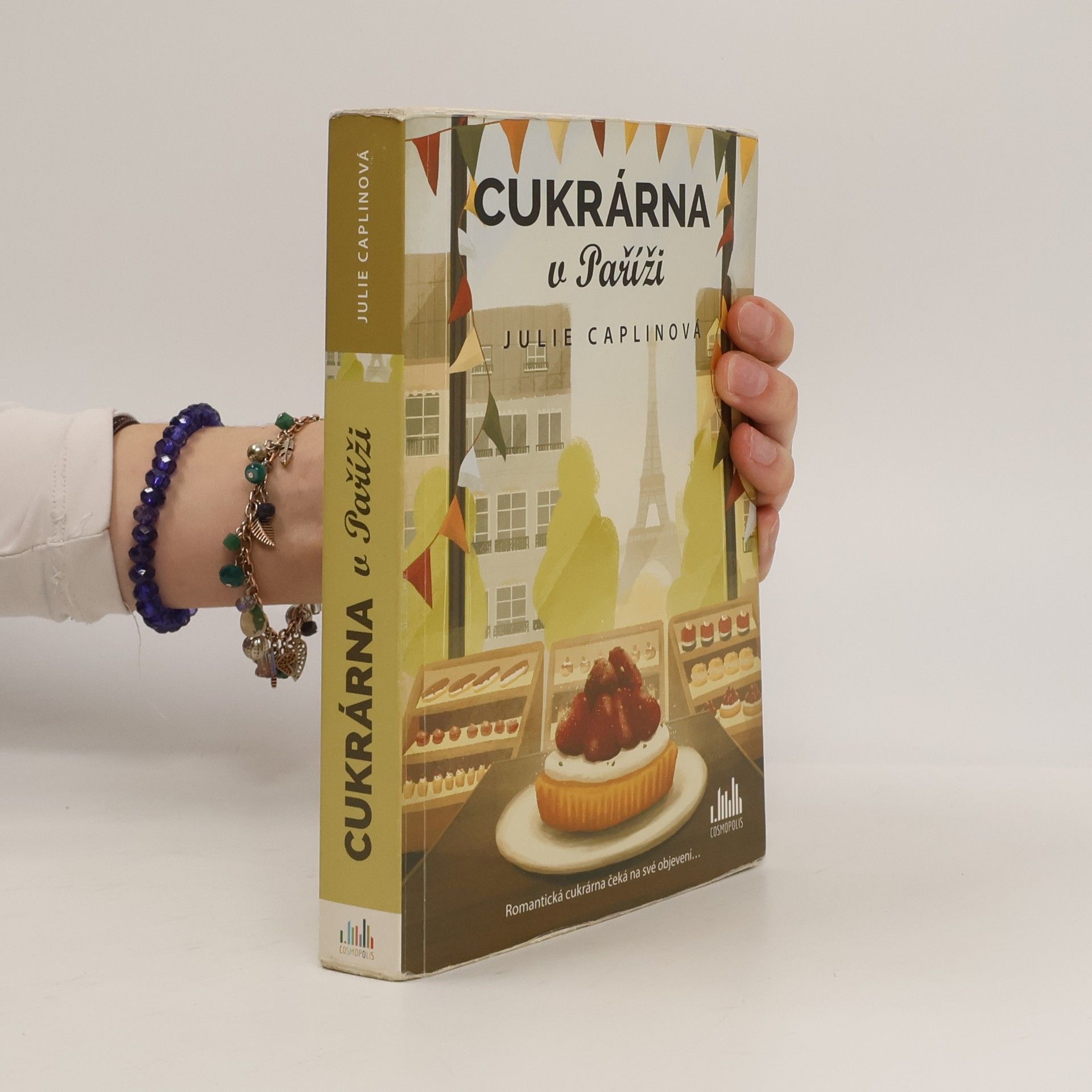 Julie Caplinová Cukrárna v Paříži