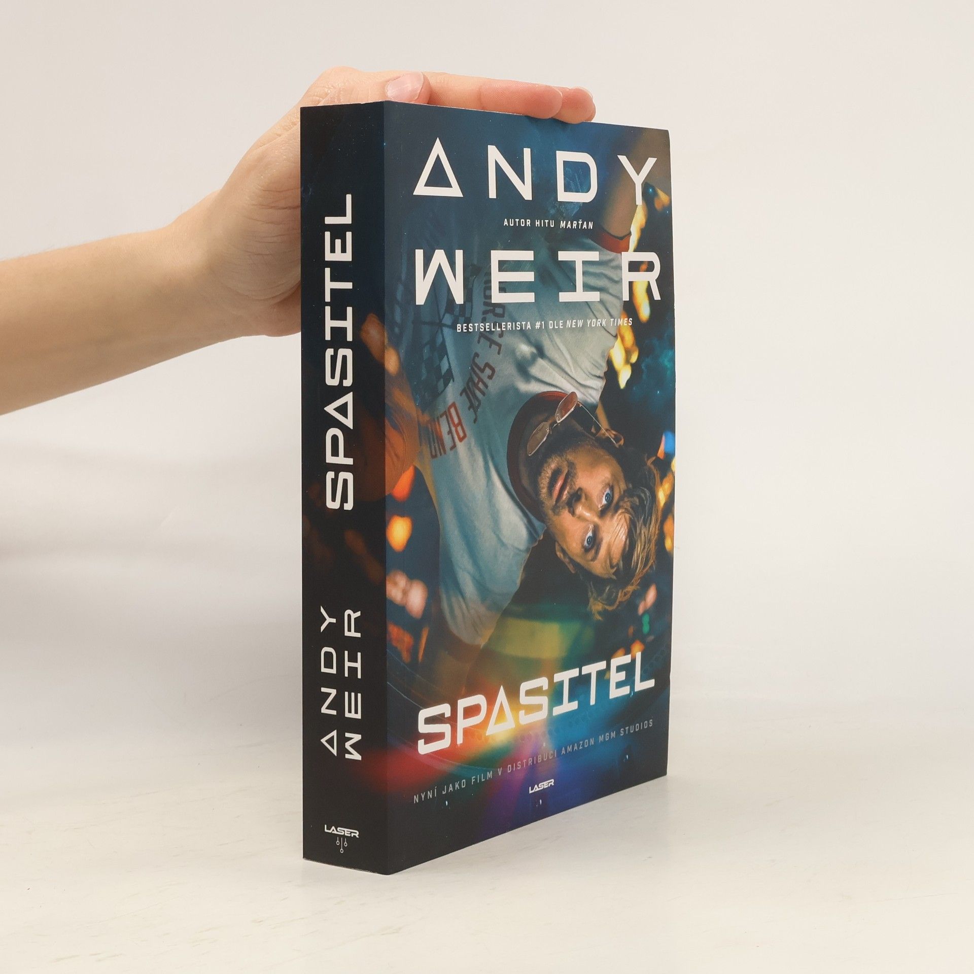 Andy Weir Spasitel