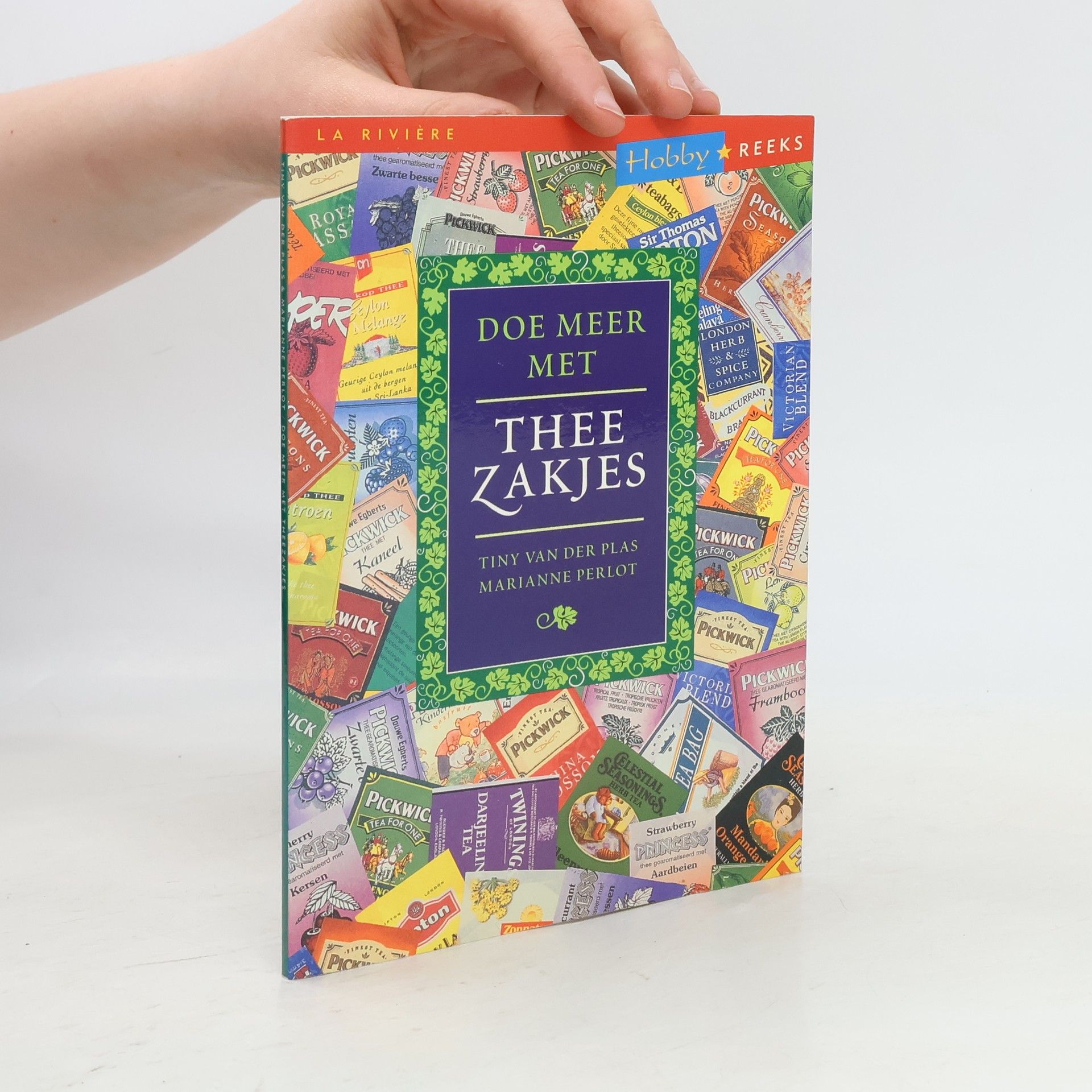 Tiny van der Plas Doe meer met theezakjes