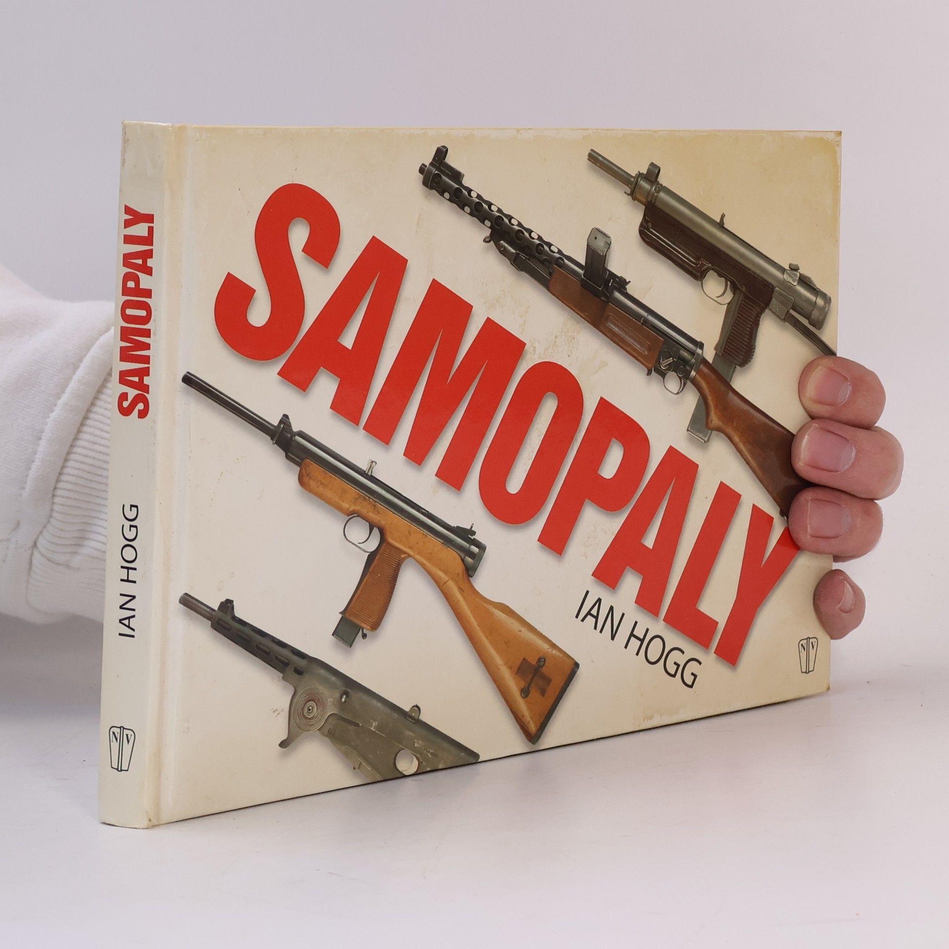 Ian Vernon Hogg Samopaly